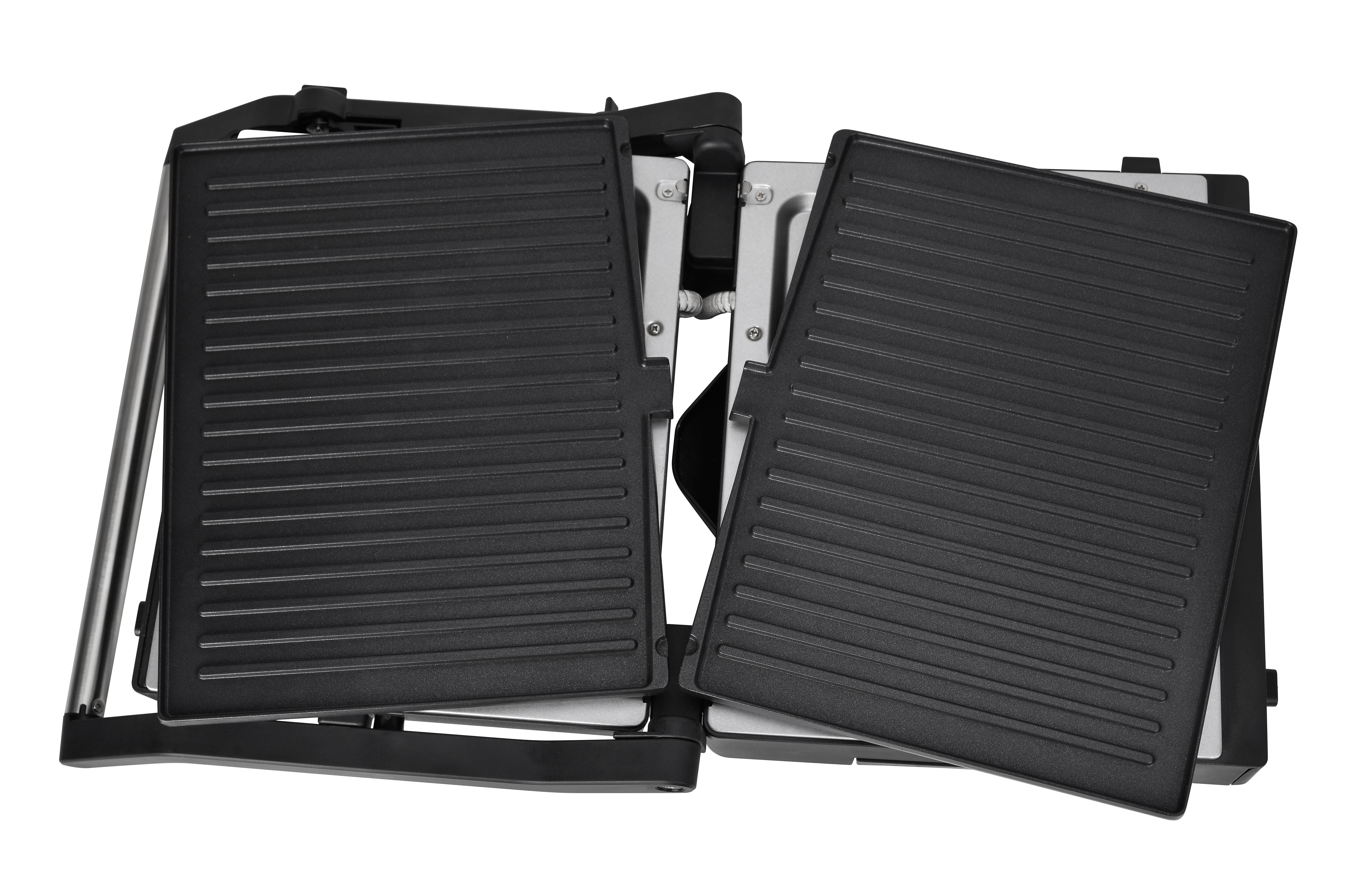 Ein offener schwarz-silberner Grill, isoliert auf Weiß, der die Grillflächen zeigt.