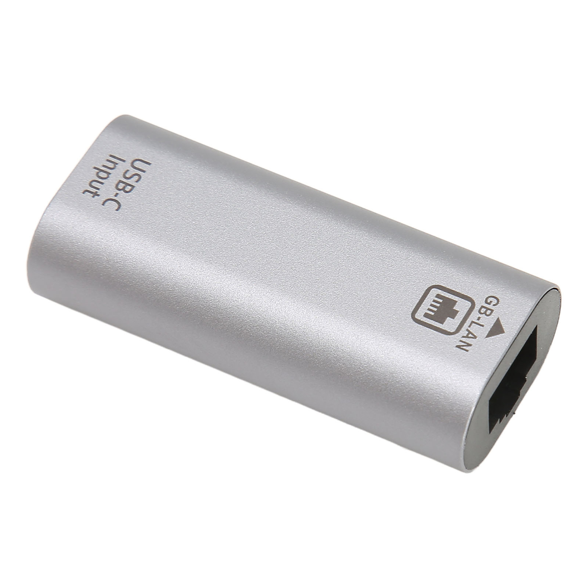 Silberner USB-C-zu-GB-LAN-Adapter. Er hat einen USB-C-Eingang und einen GB-LAN-Anschluss.