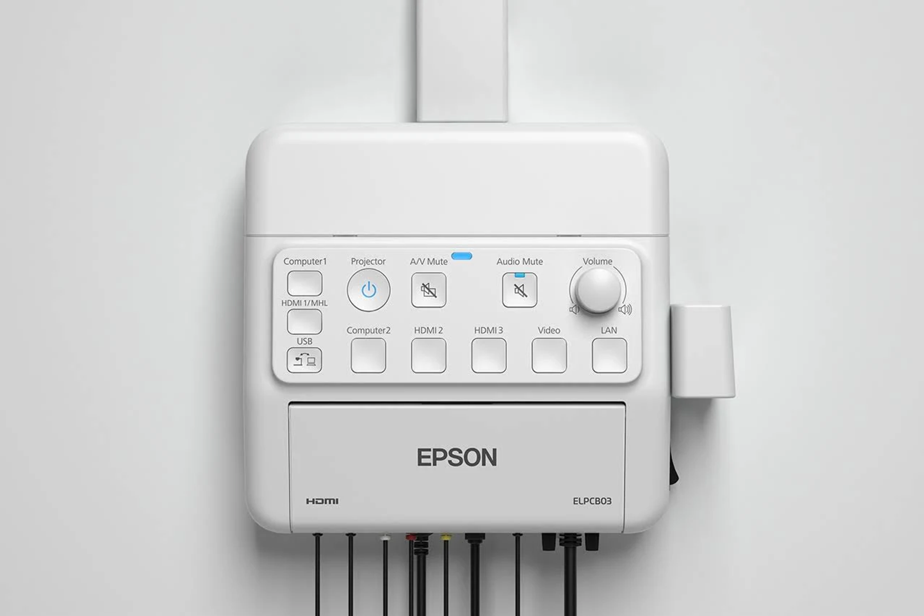 Panel de control del proyector Epson, blanco con botones, puertos HDMI y control de volumen.