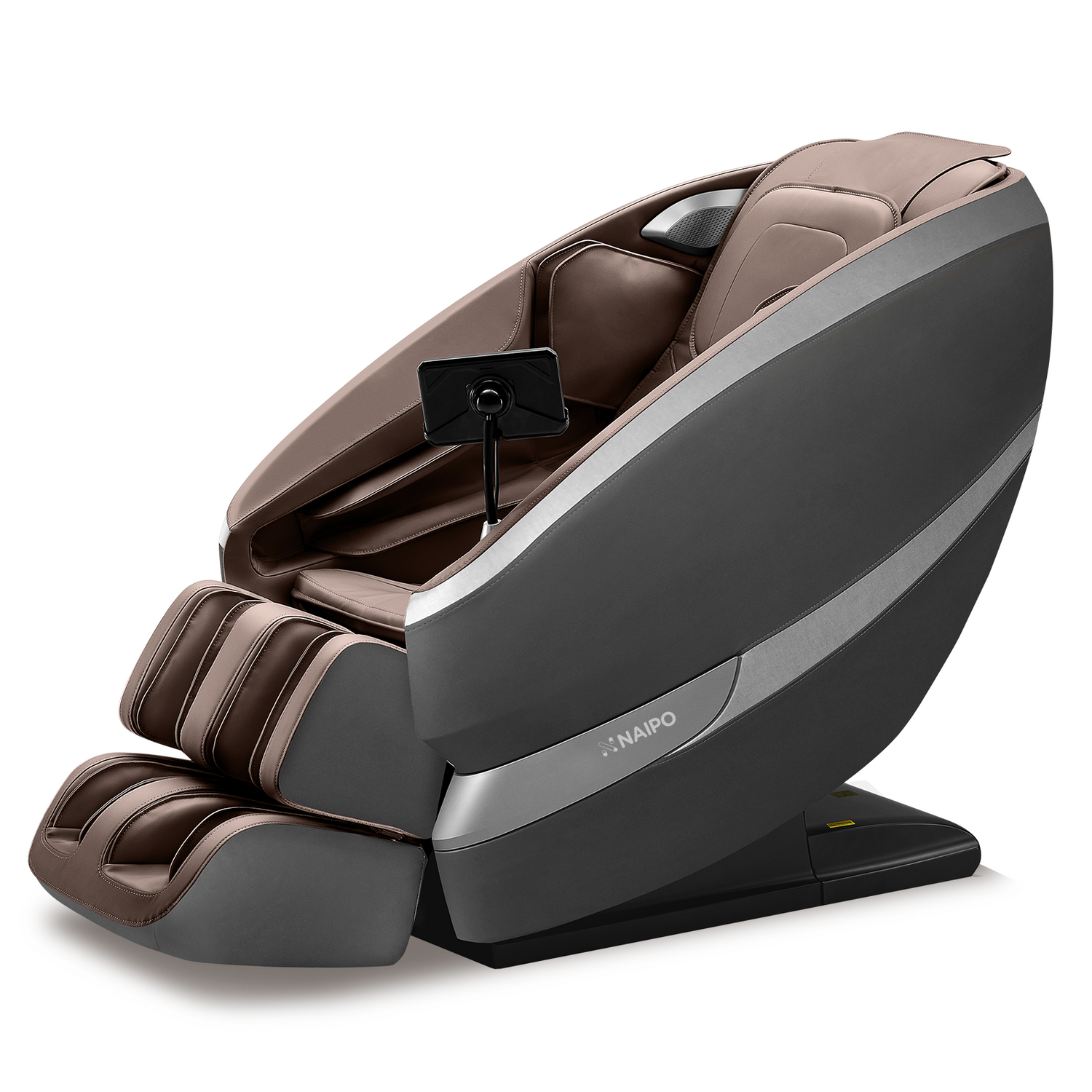 Ein brauner und grauer Massagesessel mit Tablet-Halter und einem NAIPO-Logo an der Seite.