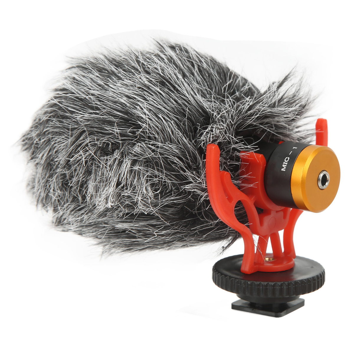 Mikrofon mit roter Stoßhalterung und flauschigem, grauem Windschutz. Der Mikrofon vor weißem Hintergrund.