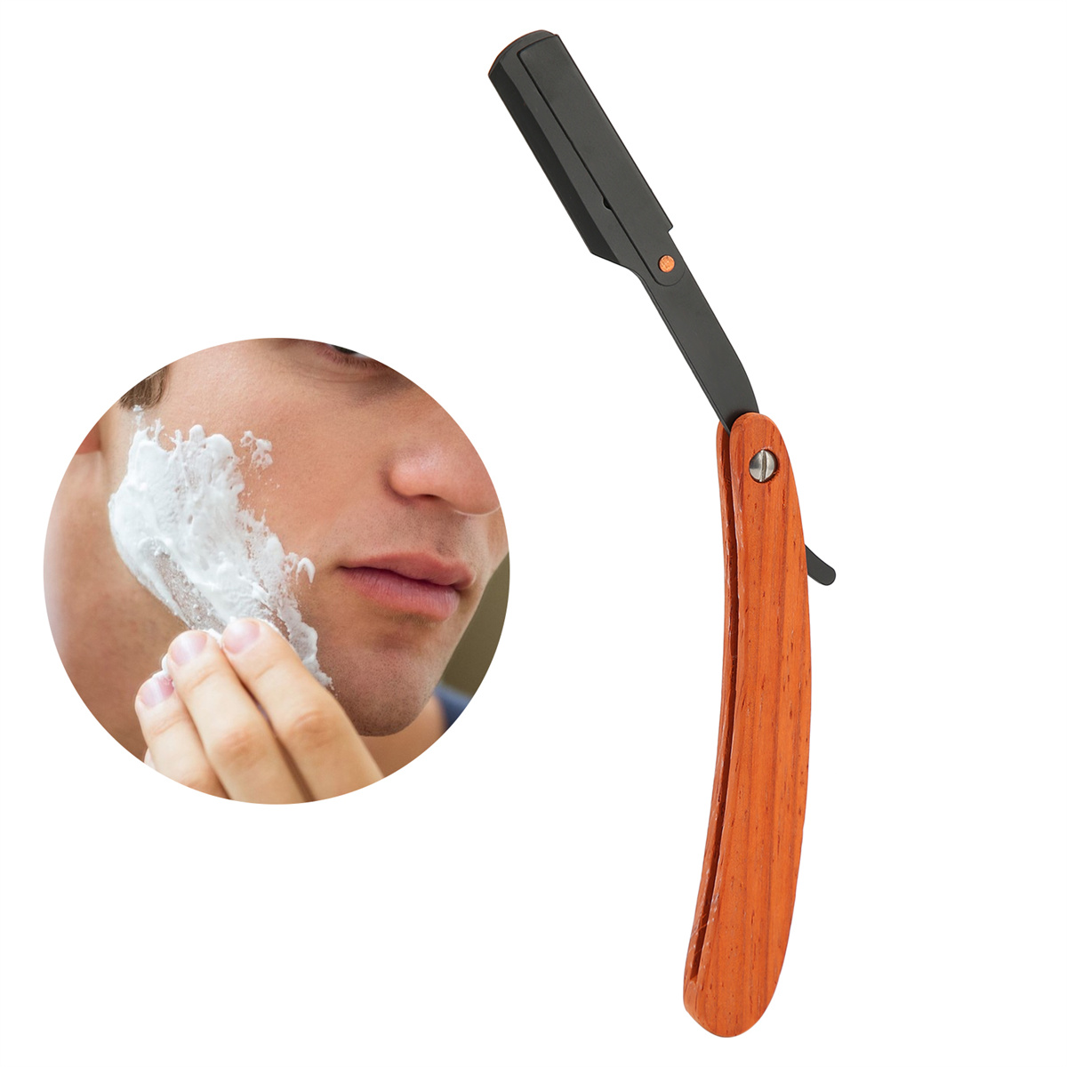 Mann rasiert sich mit einem Rasiermesser. Rasierer ist offen, Holzgriff, schwarze Klinge.