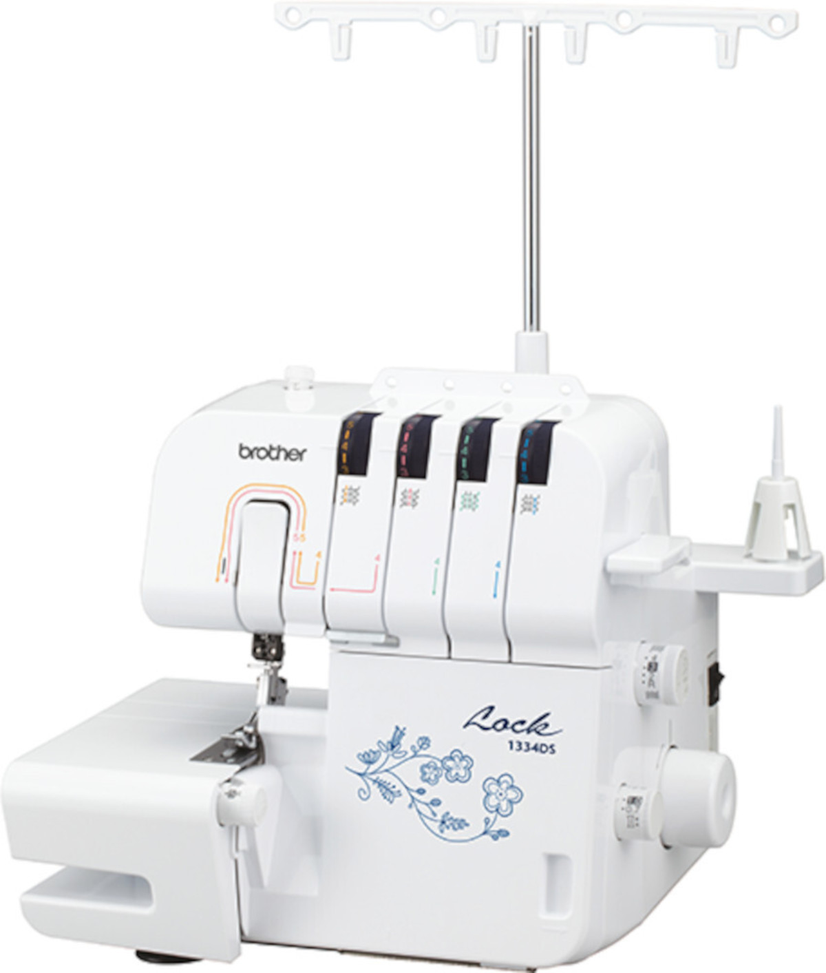 Eine weiße Brother Overlock-Nähmaschine mit mehreren Knöpfen und Nadeln. Die Maschine hat florale Details.