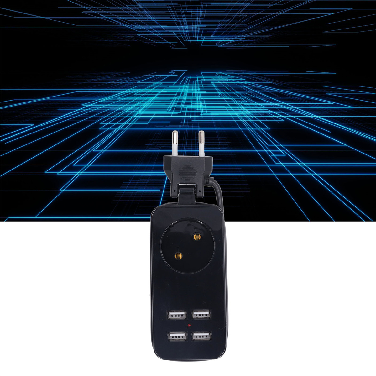 Schwarze Steckdosenleiste mit mehreren USB-Anschlüssen und einem Zweipolstecker auf blauem Hintergrund.