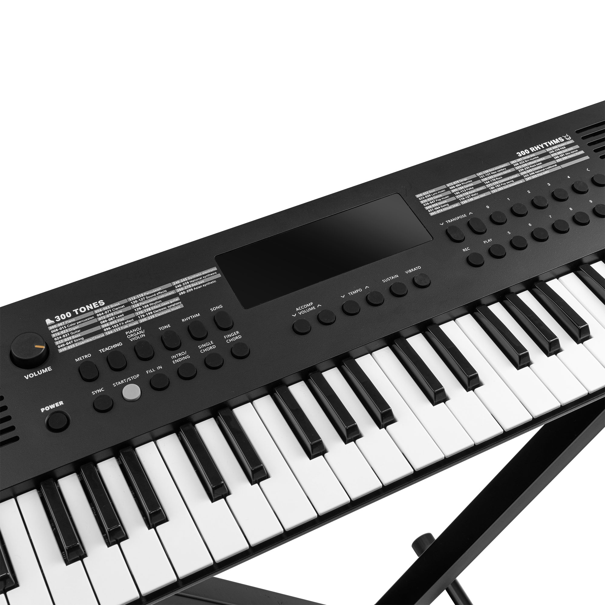 Schwarzes Digitalpiano mit weißen Tasten. Das Klavier hat Knöpfe und einen Bildschirm. Weißer Hintergrund.
