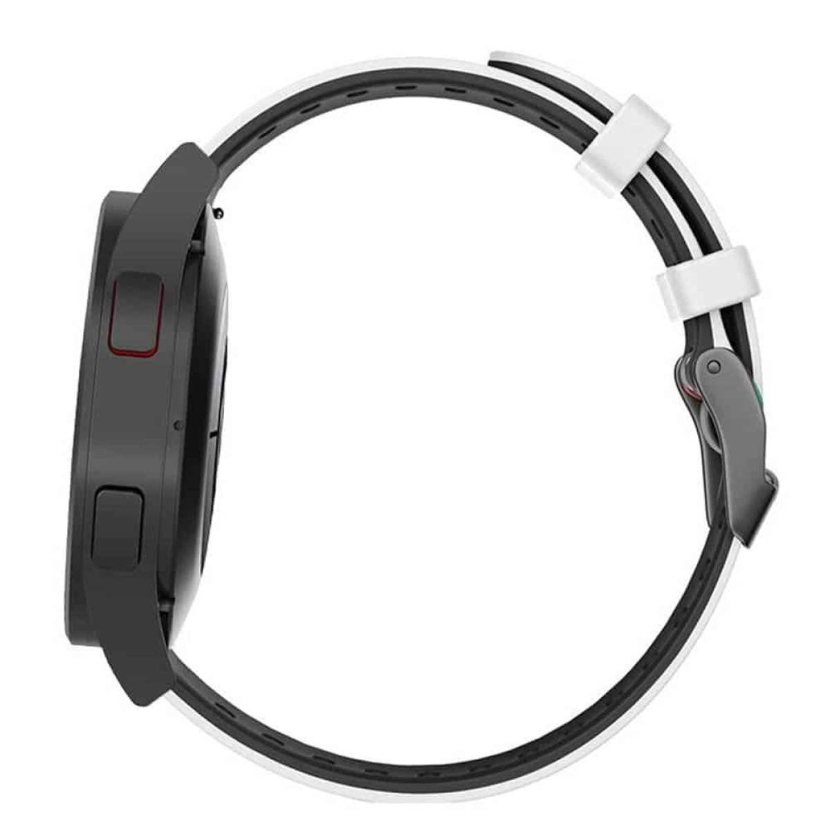 Eine schwarze Smartwatch mit einem weiß-schwarzen Armband, Seitenansicht, Verschluss sichtbar.