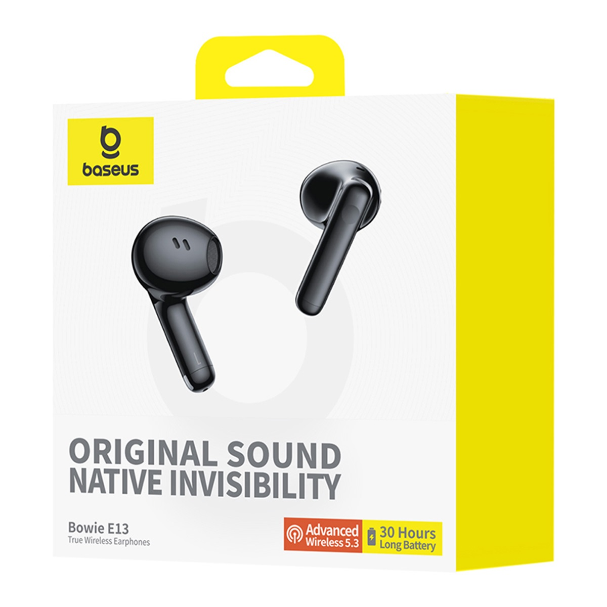 Caja blanca con dos auriculares negros. La caja tiene texto: Original Sound Native Invisibility. Fondo amarillo.