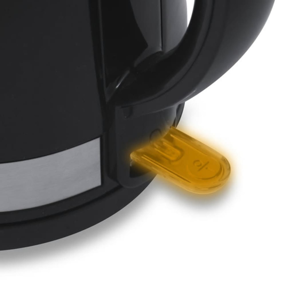 Een zwarte waterkoker met een geel licht. Het licht zit op de schakelaar.
