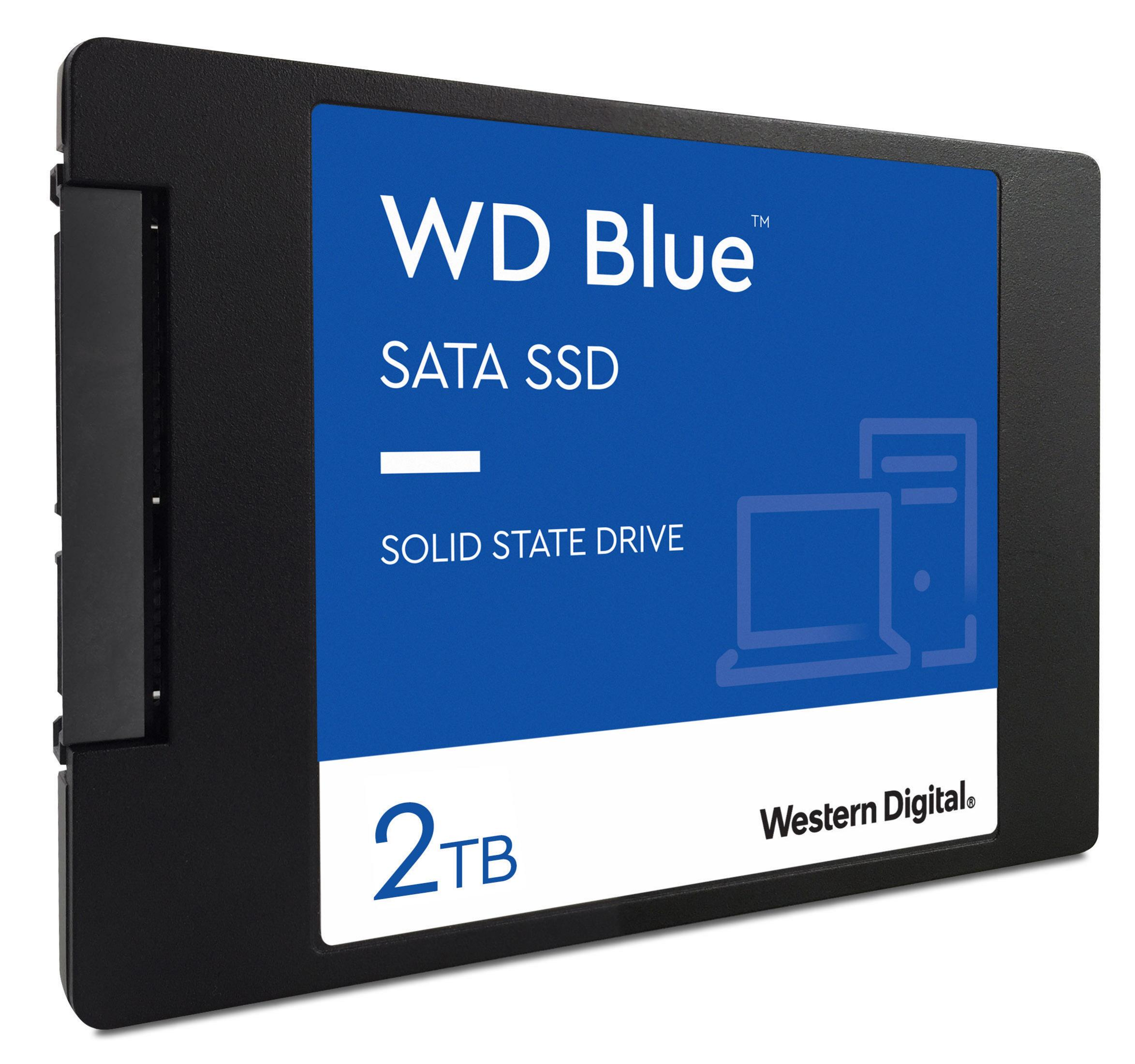 SSD SATA WD Blue nero. L'etichetta blu indica: SATA SSD, Solid State Drive, 2TB.