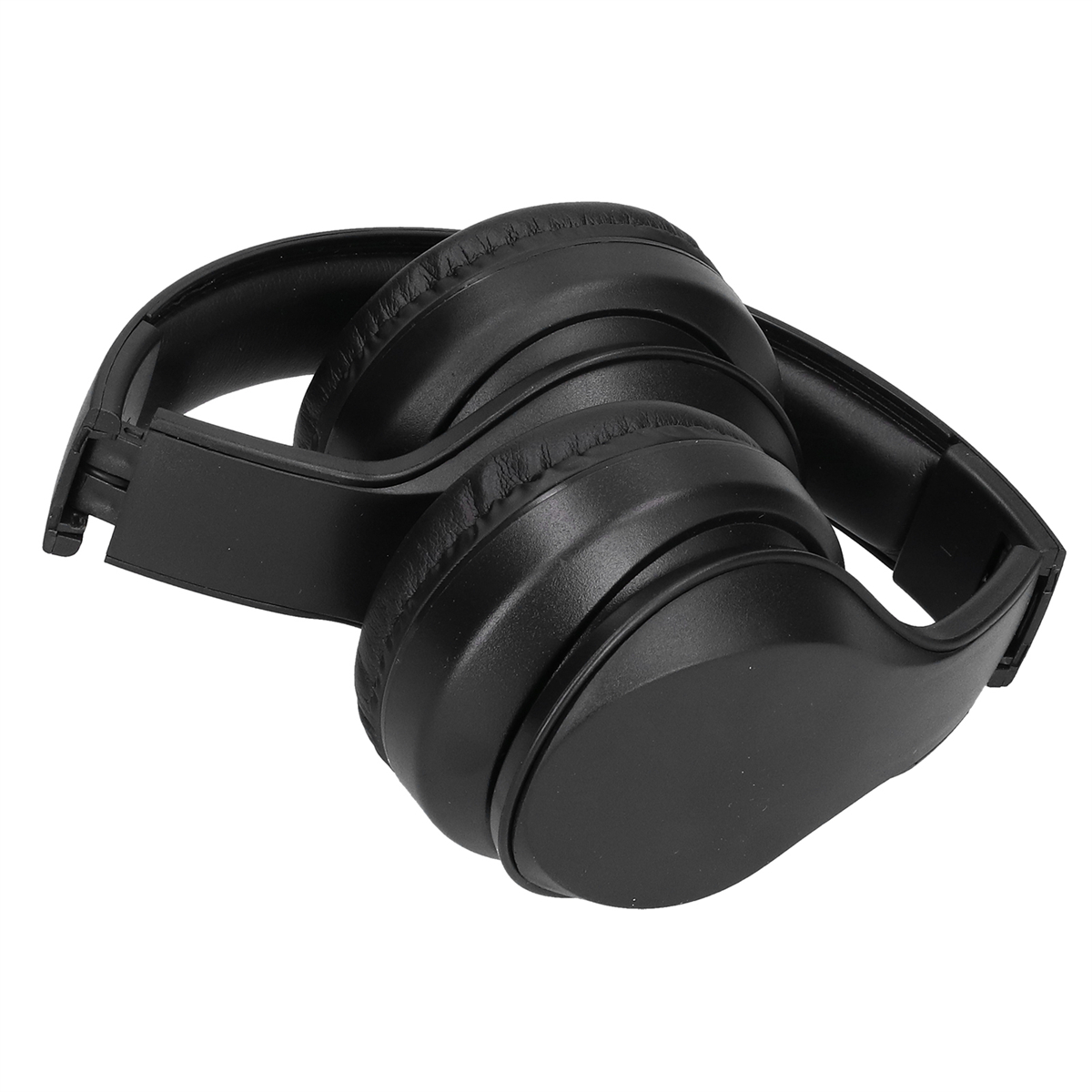 Schwarze Kopfhörer liegen quer. Die Ohrmuscheln sind groß und gepolstert und zeigen ein geschwungenes Design.