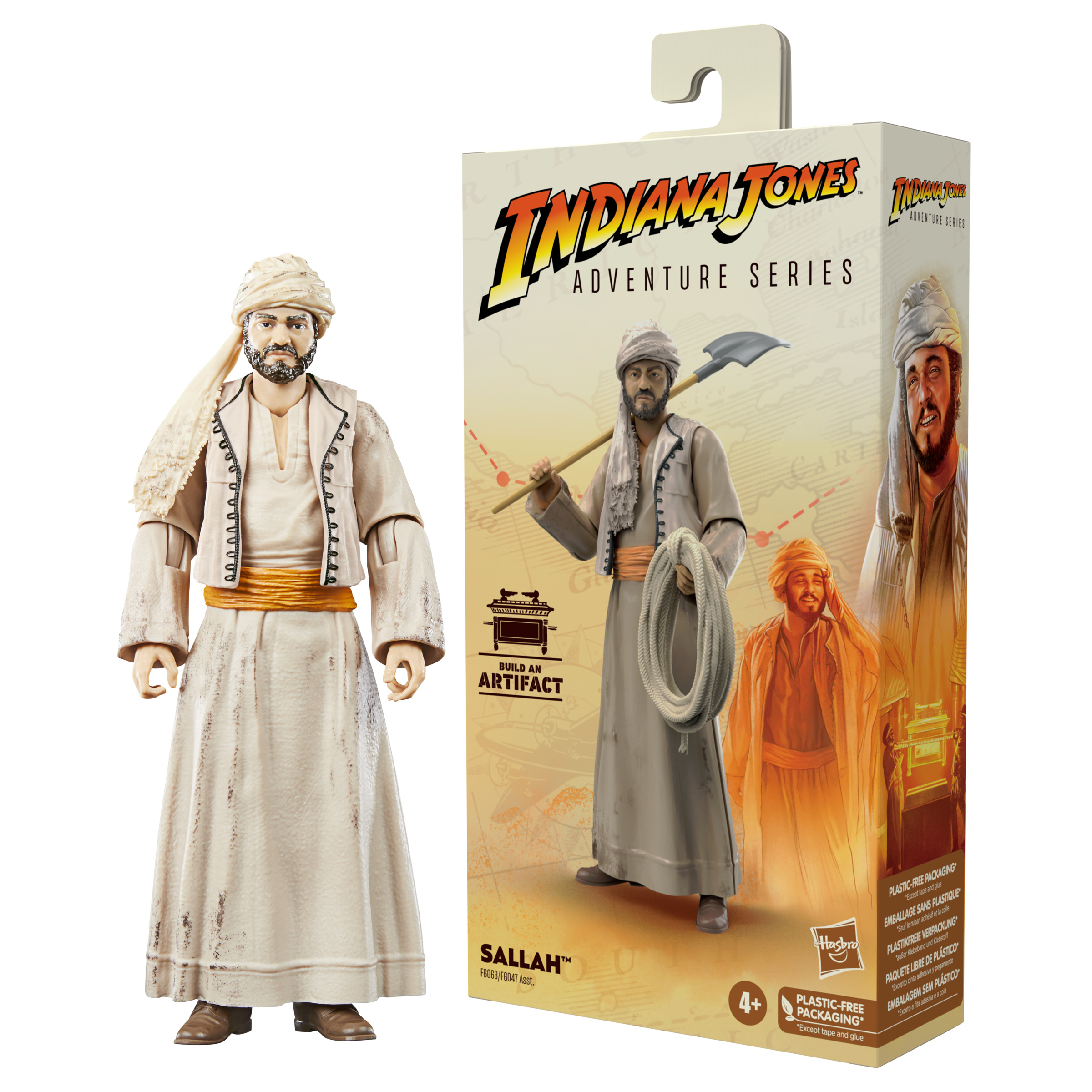 Figura de acción de Indiana Jones con embalaje. La figura sostiene una pala y cuerda.