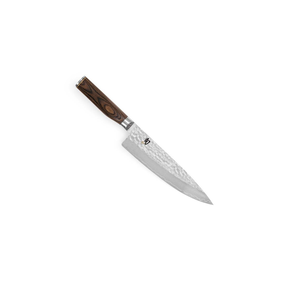 Un cuchillo de cocina con mango de madera y una hoja plateada texturizada.