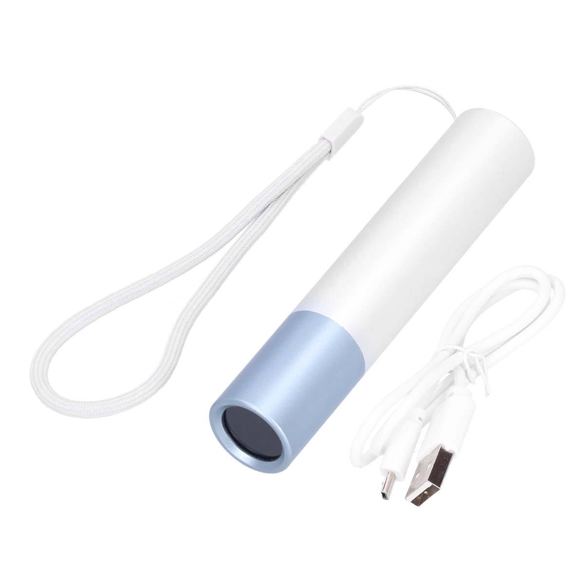 Zylindrische Lampe in Weiß und Blau mit Trageschlaufe und USB-Kabel, liegt auf weißer Oberfläche.