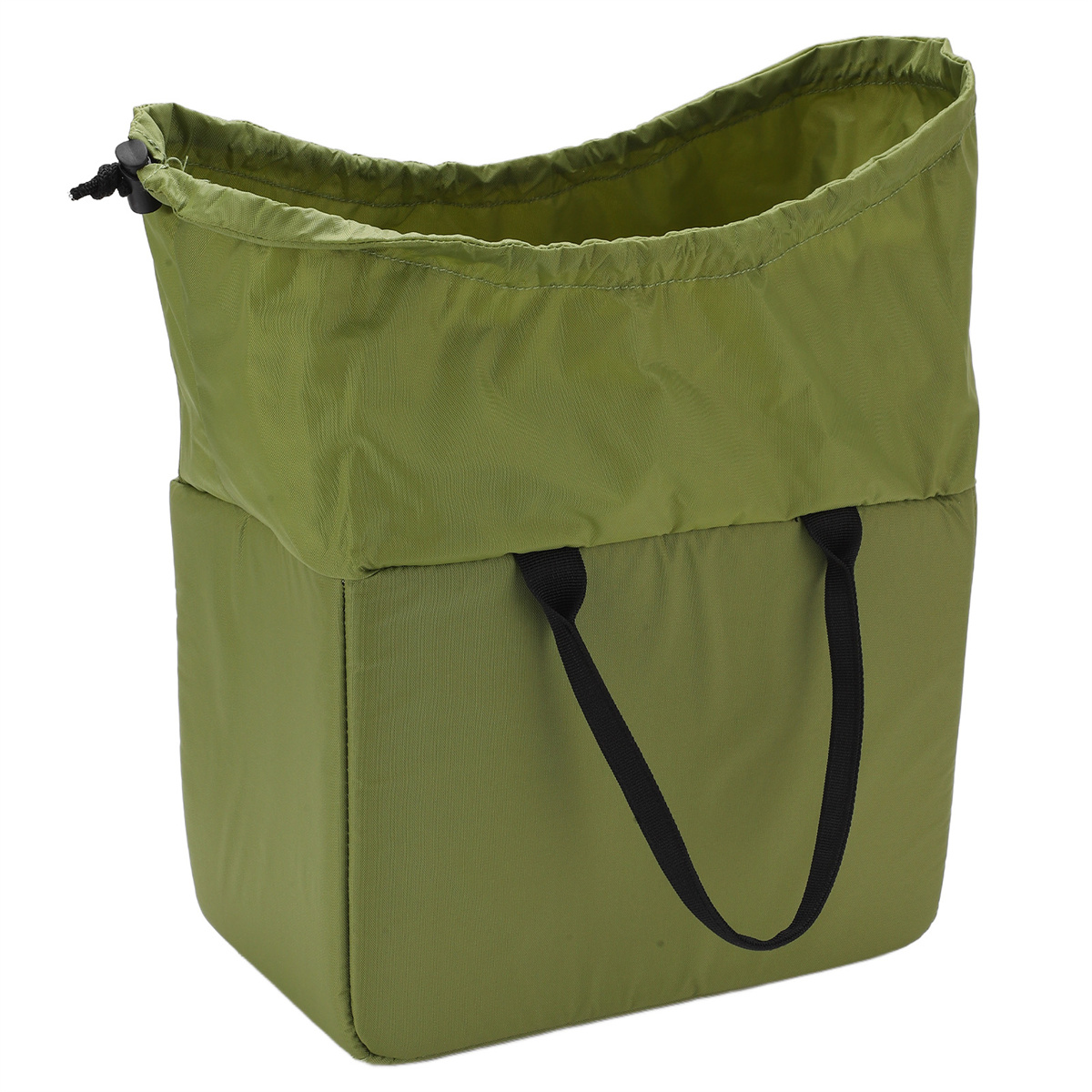 Grüne Tasche mit offenem Deckel und schwarzen Griffen. Der Deckel ist umgeschlagen.