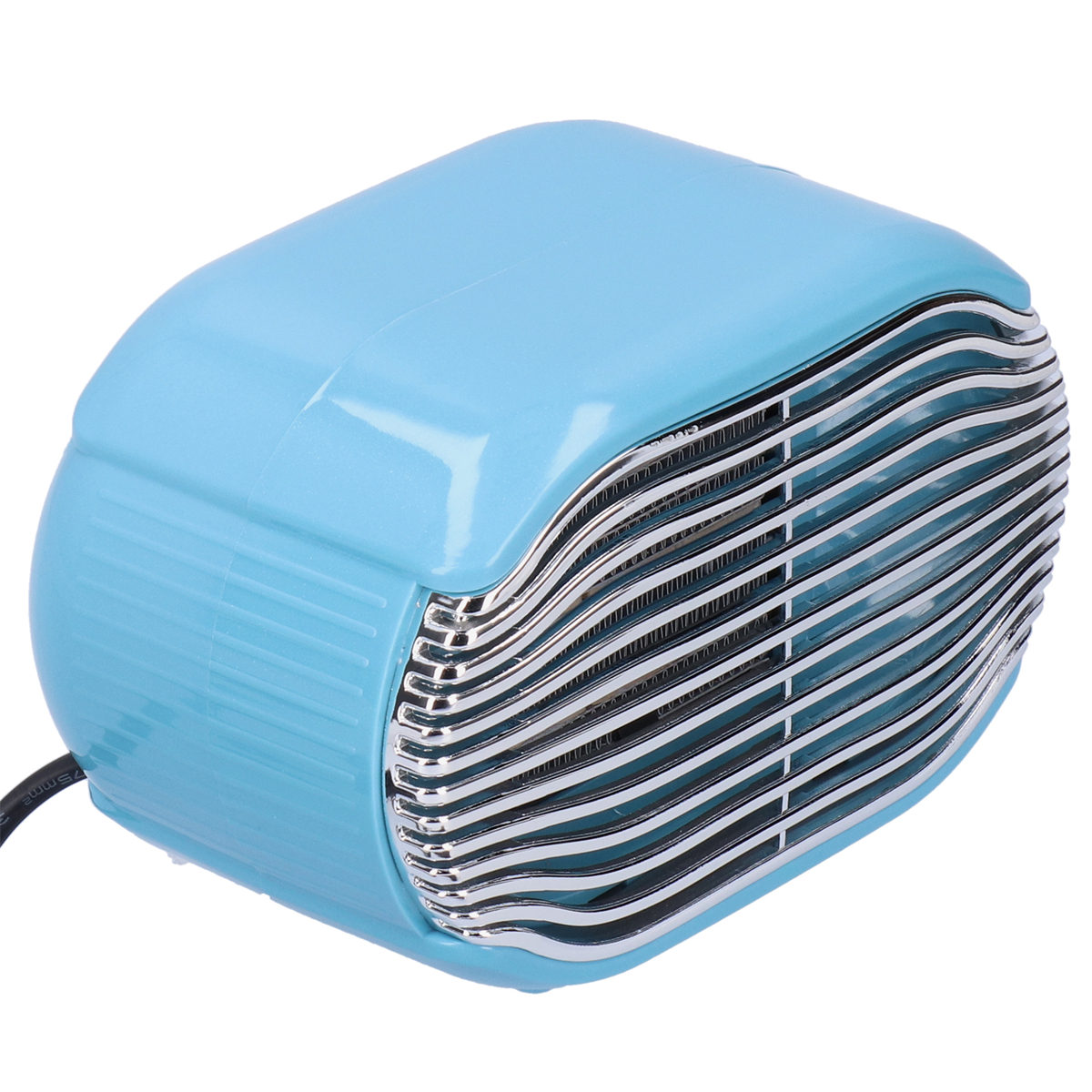 Ein blauer Heizlüfter mit Chromgrill und abgerundetem Design, zum Betrachter geneigt.