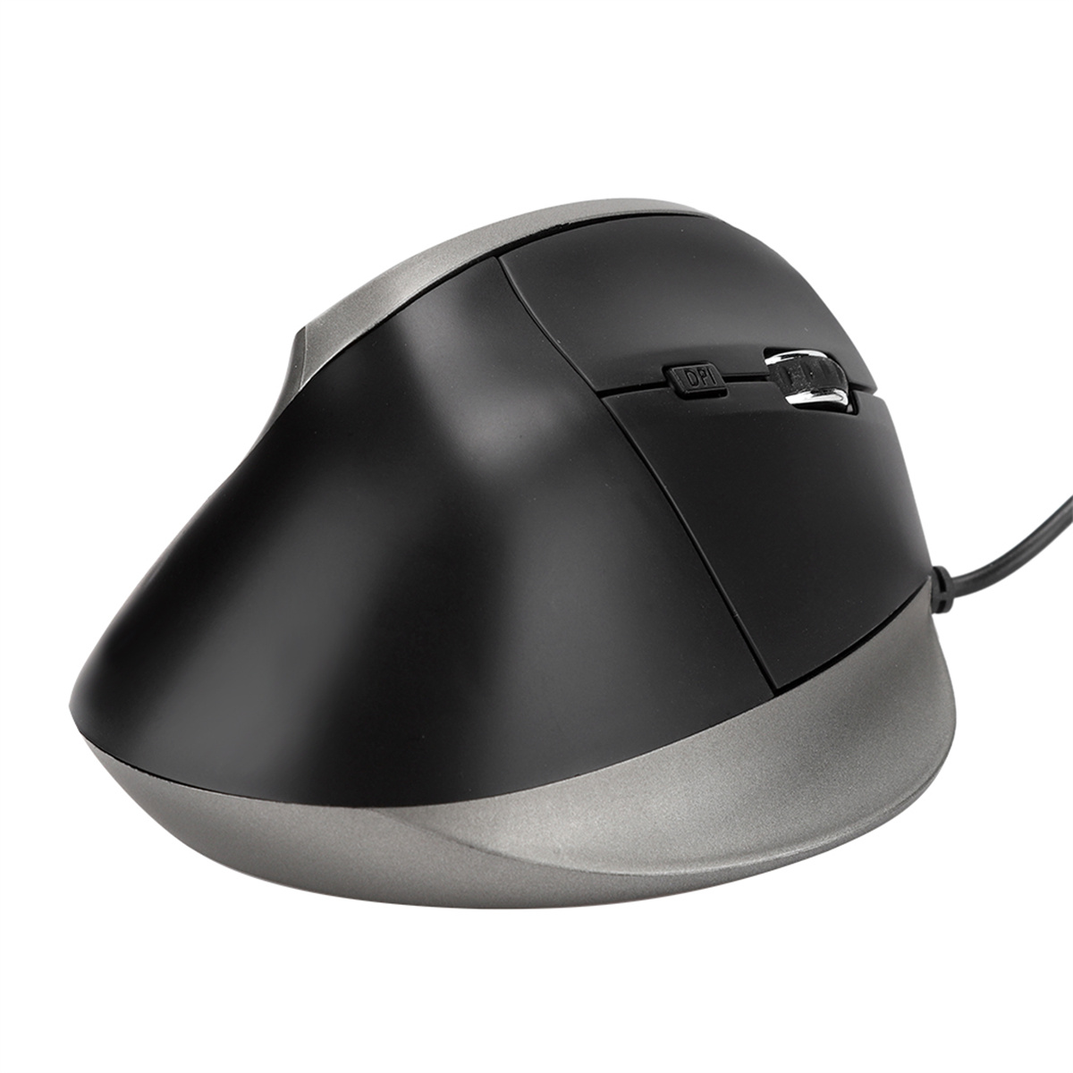 Eine ergonomische schwarz-graue Maus mit Seitentaste. Weißer Hintergrund.