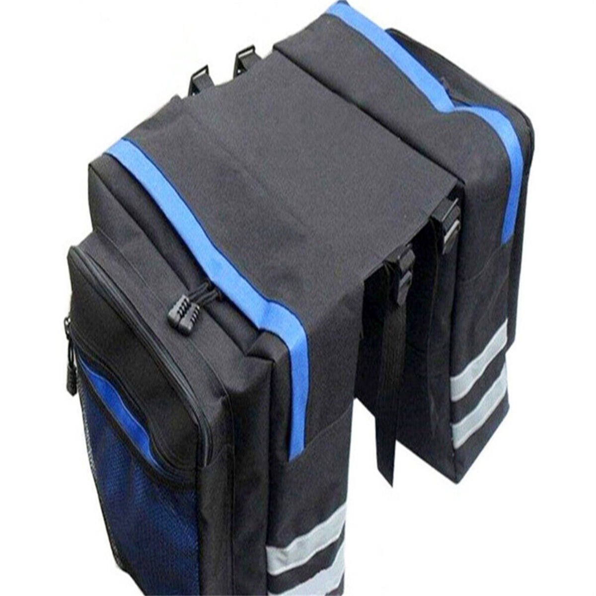 Schwarze Fahrradpacktaschen mit blauen Akzenten und reflektierenden Streifen.