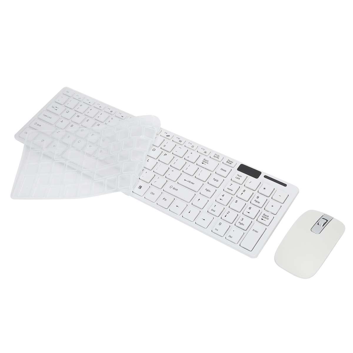 Weiße Tastatur mit transparentem Cover und passender weißer Maus. Die Tastatur ist flach.