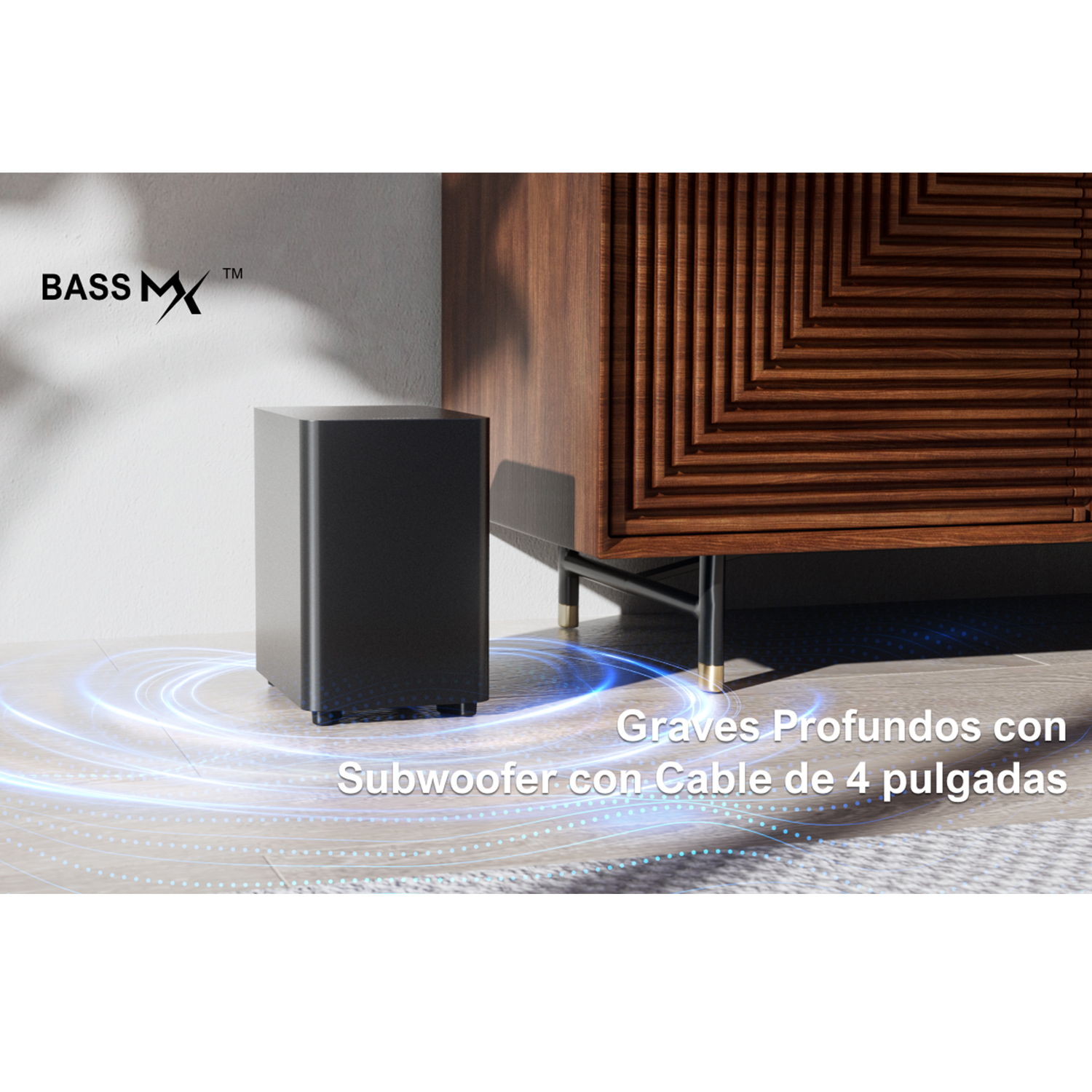 Subwoofer negro con texto blanco y efectos de luz azul. Gabinete de madera en el fondo.