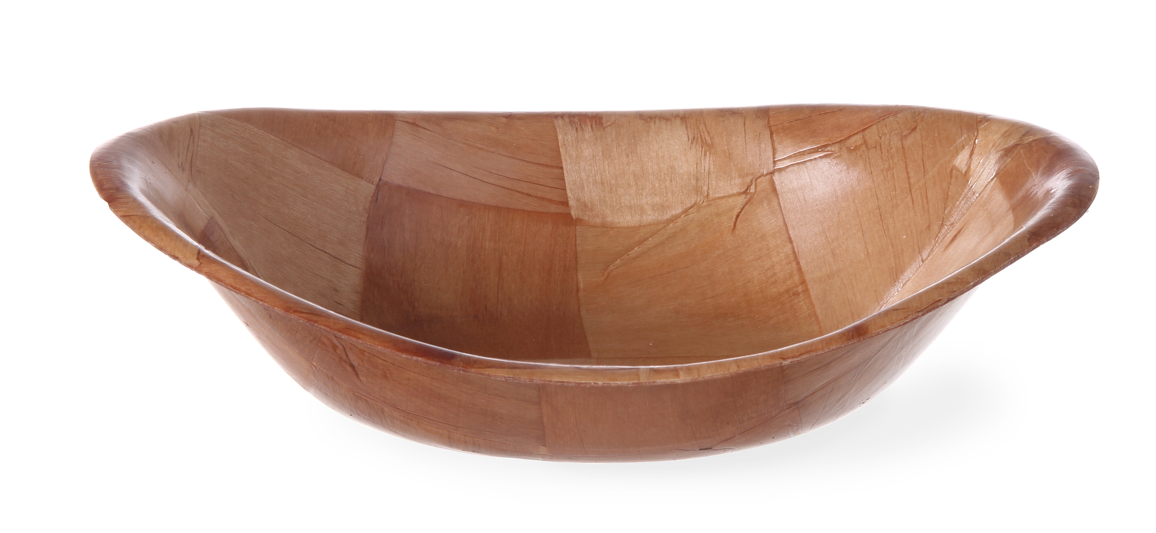 Ciotola di legno. Colore marrone. Forma ovale. Posta su sfondo bianco.