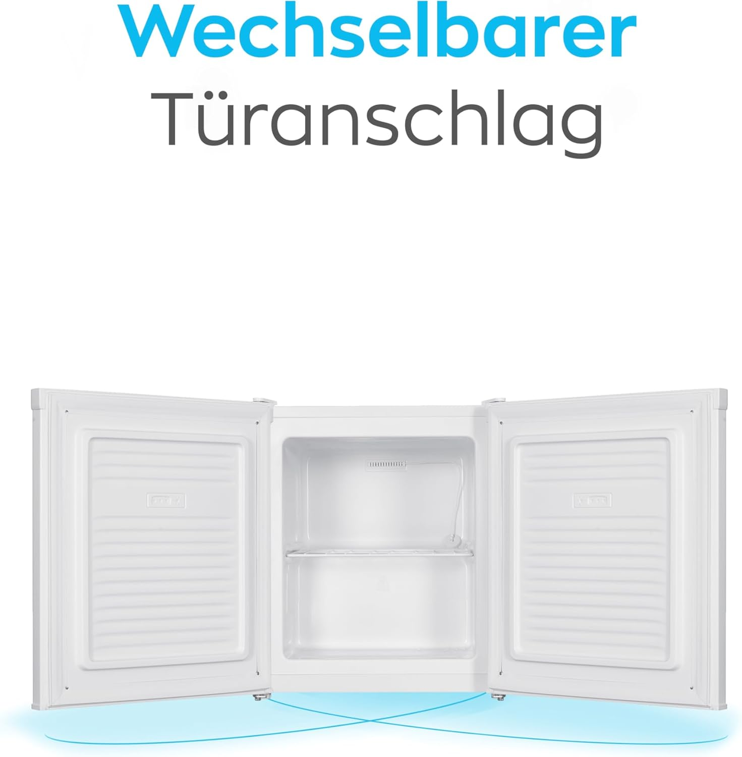 Weißer Kühlschrank mit geöffneten Türen, der das Innere mit Regalen und einem Gefrierfach zeigt.