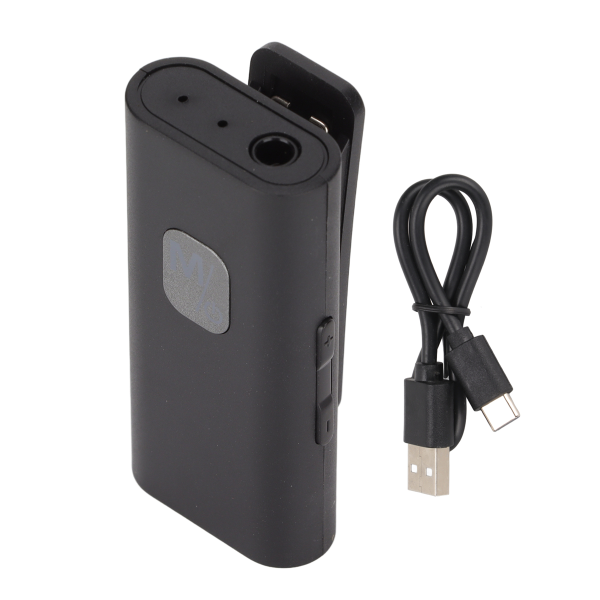Ein schwarzes Gerät mit Clip, USB-Ladekabel und USB-Anschluss. Es ist rechteckig.