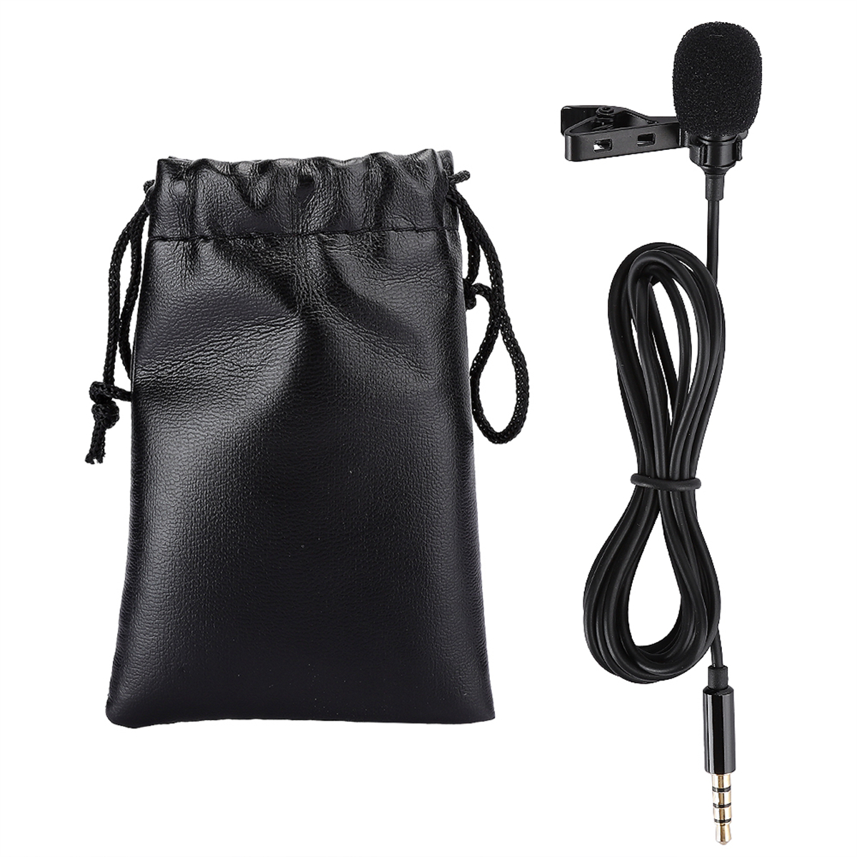 Schwarzes Ansteckmikrofon mit schwarzem Beutel und Kabel. Das Mikrofon ist geclippt.
