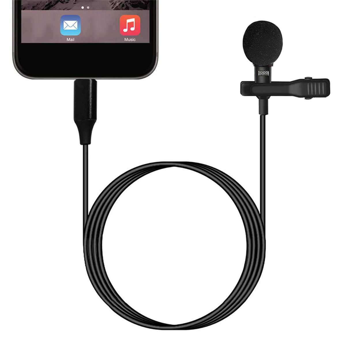 Ein schwarzes Lavaliermikrofon, das an ein Telefon angeschlossen ist, mit einem schwarzen Kabel.
