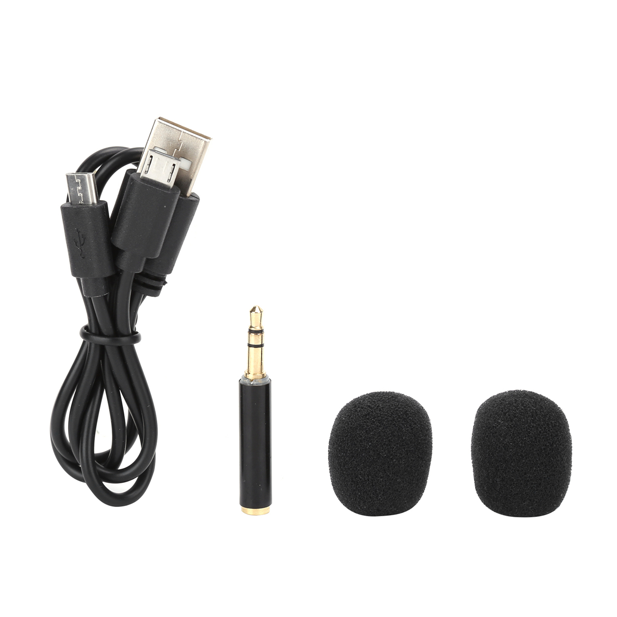 Schwarzes USB-Kabel, ein goldener Audioanschluss und zwei schwarze Schaumstoff-Mikrofonabdeckungen, isoliert.