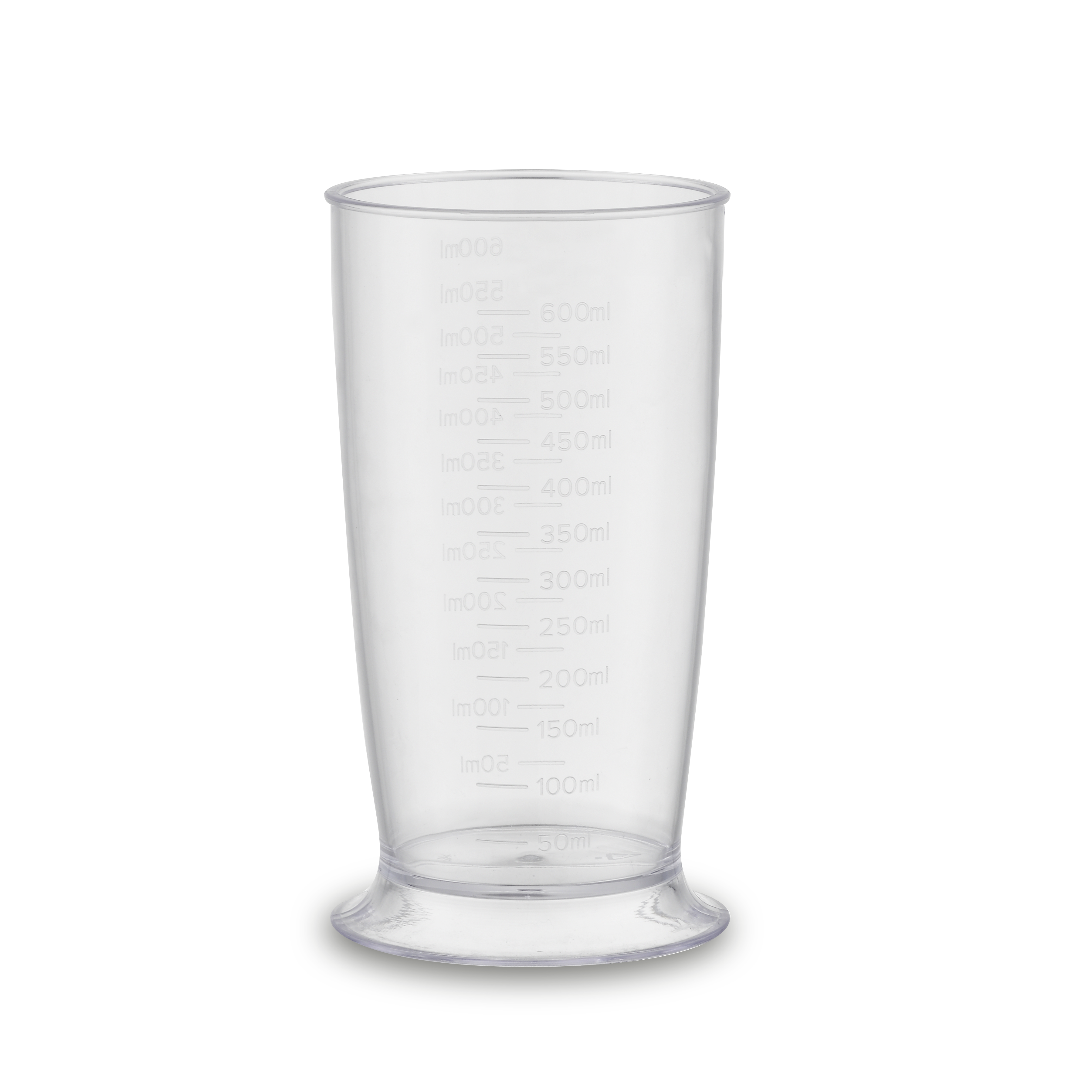 Taza medidora transparente con marcas, fondo negro.