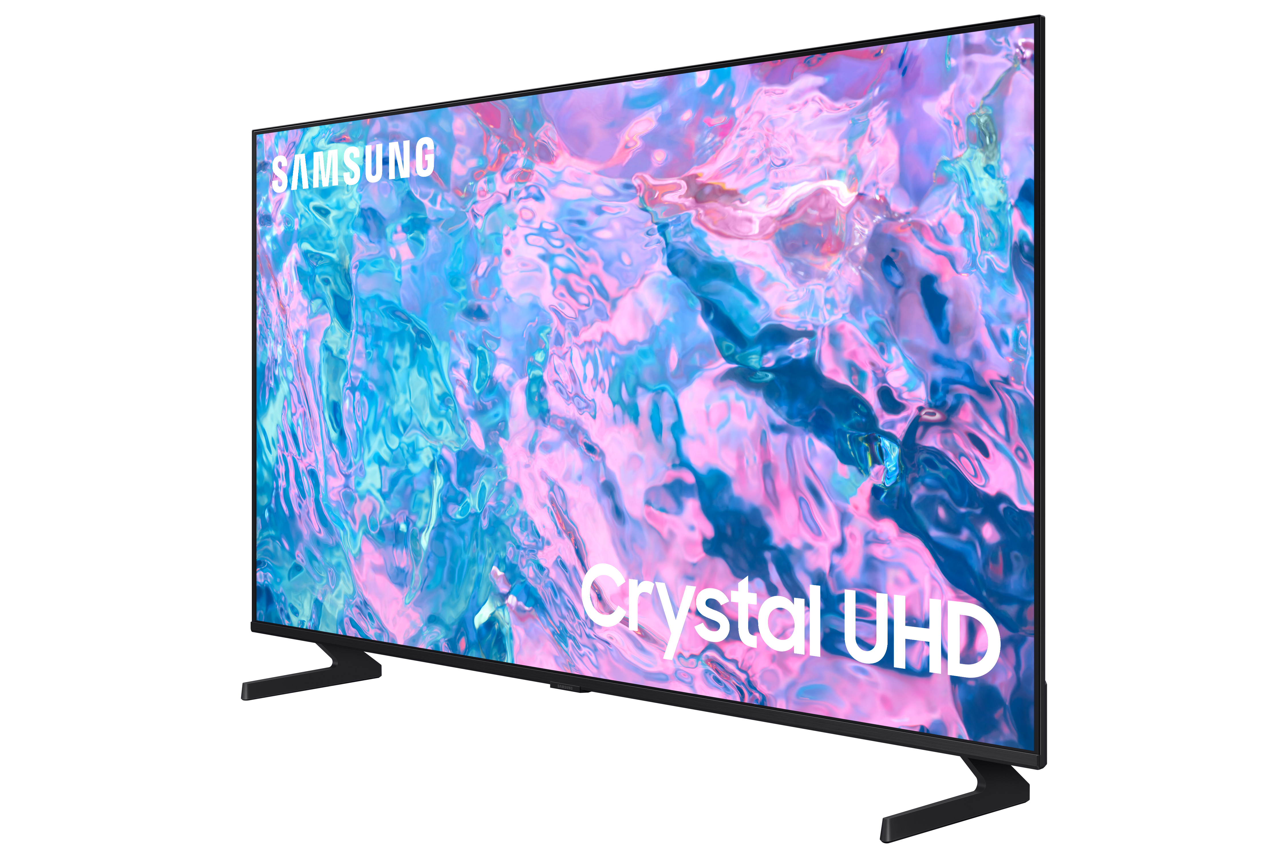 Duży telewizor Samsung Crystal UHD na stojakach, z kolorowym ekranem na białym tle.