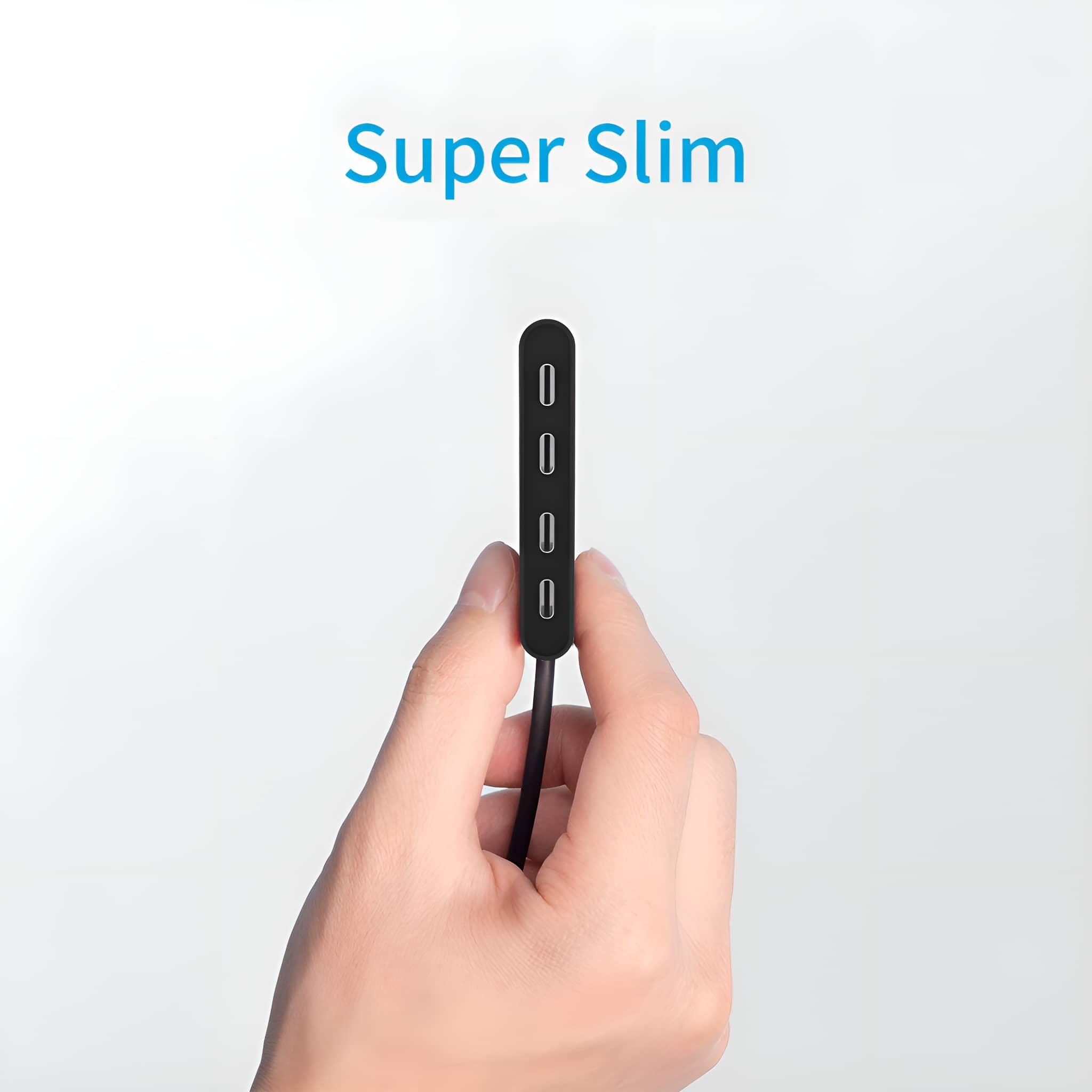 Hand hält schwarzes, schlankes Gerät mit vier Ladeanschlüssen. Text 'Super Slim' darüber.