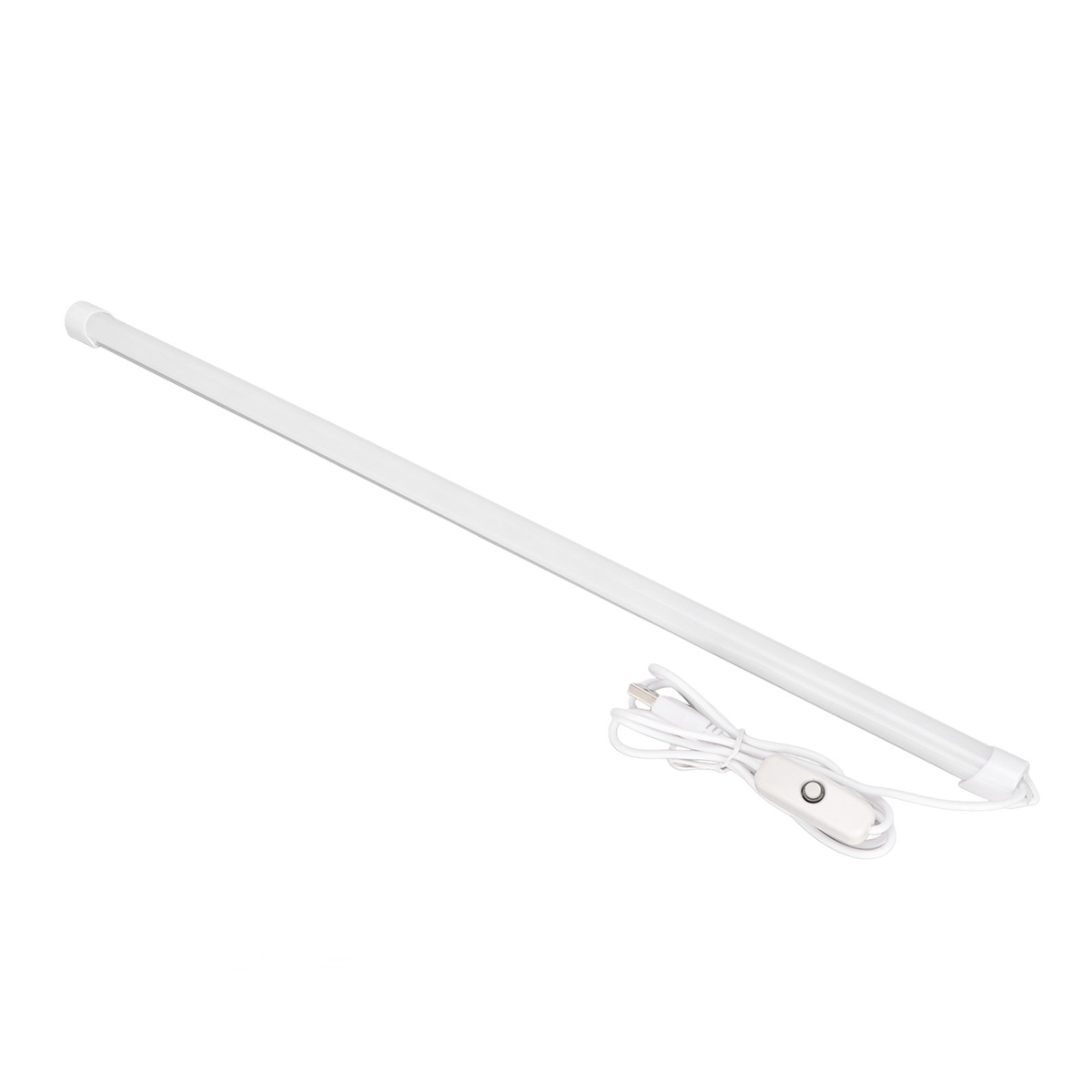 Weißes LED-Leuchtrohr mit Netzkabel und Schalter auf weißem Hintergrund.
