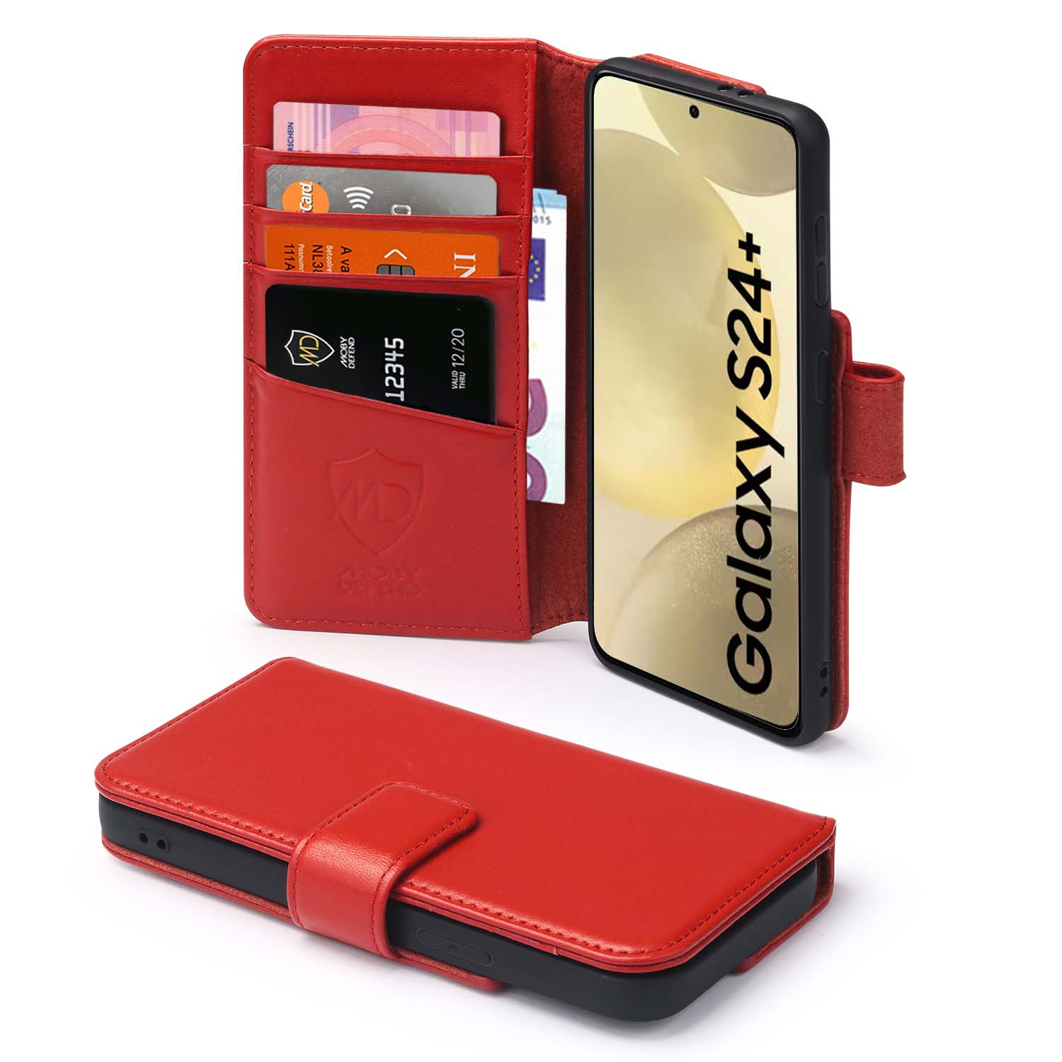 Étui de téléphone rouge avec cartes et téléphone à l'intérieur. Fond blanc.