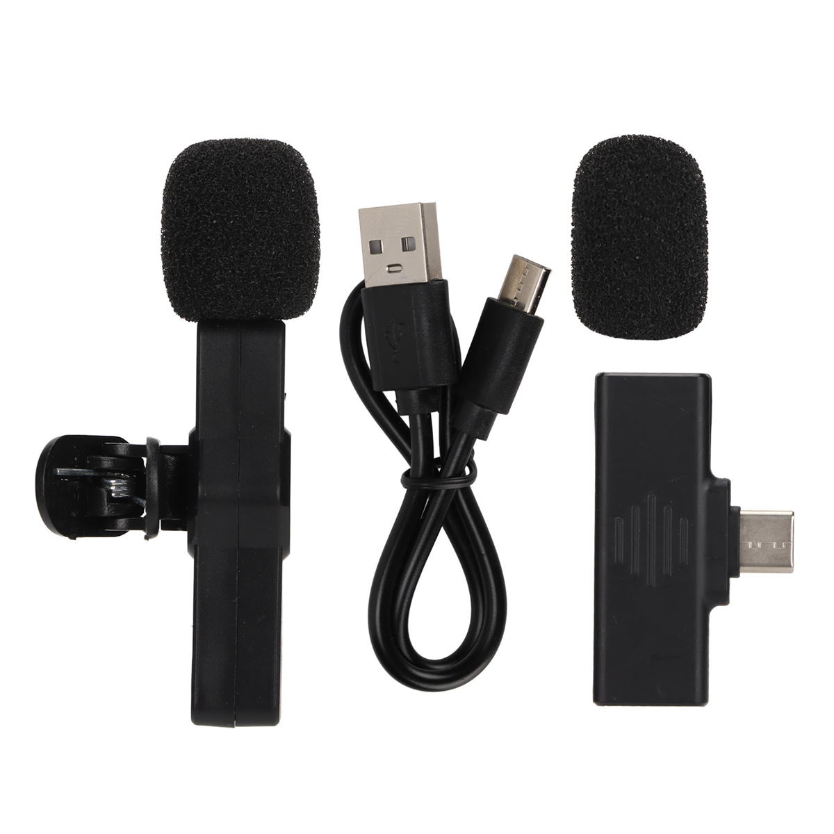 Schwarzes Mikrofon-Set mit USB- und Typ-C-Anschlüssen und zwei Schaumstoffabdeckungen.