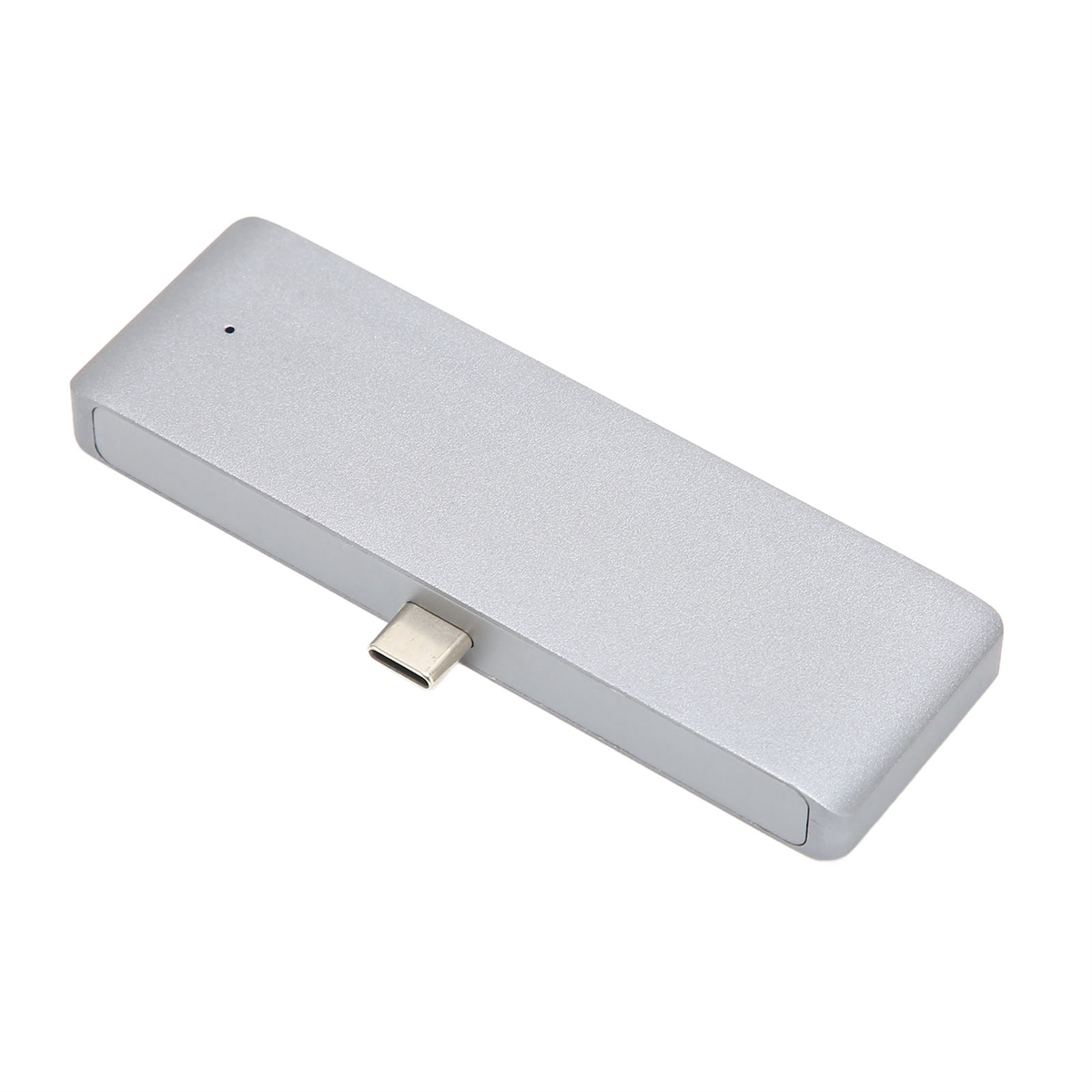 Ein silberner USB-C-Hub auf weißem Hintergrund. Er hat einen einzelnen USB-C-Anschluss.