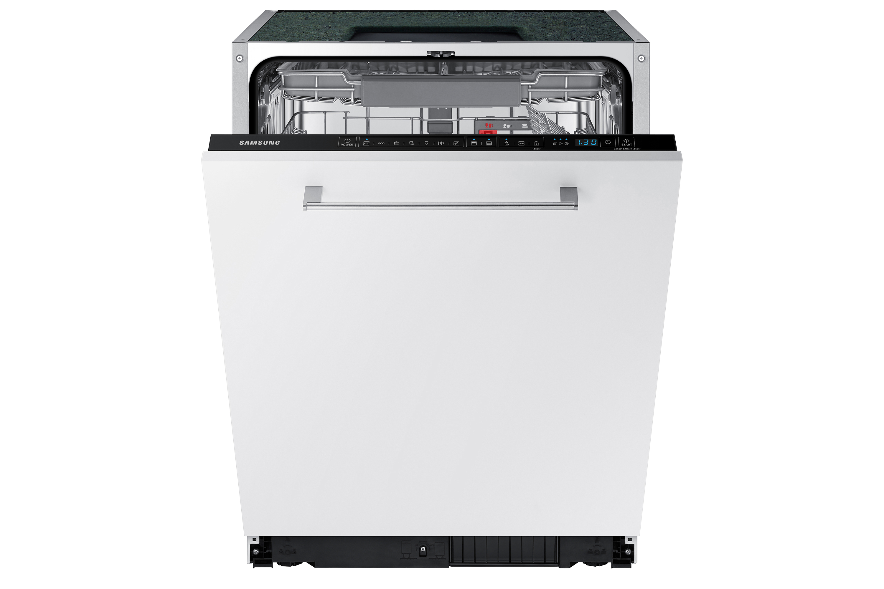 Witte Samsung vaatwasser met open deur, toont interieurdetails.