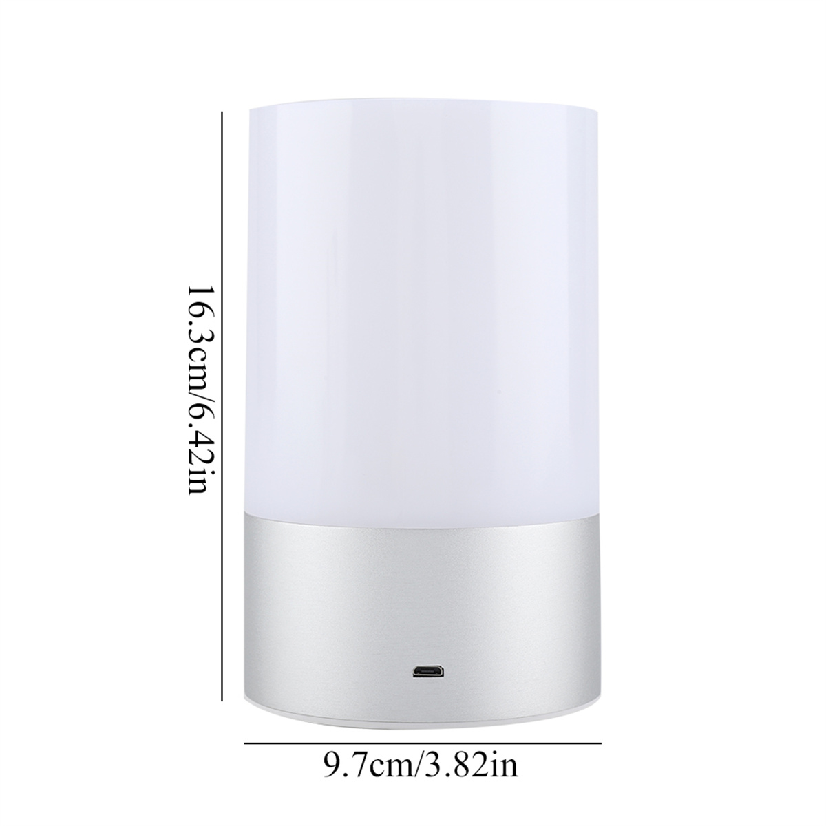 Zylindrische Lampe mit weißem Oberteil und silbernem Sockel. Abmessungen: 16,3 cm/6,42 Zoll hoch, 9,7 cm/3,82 Zoll breit.
