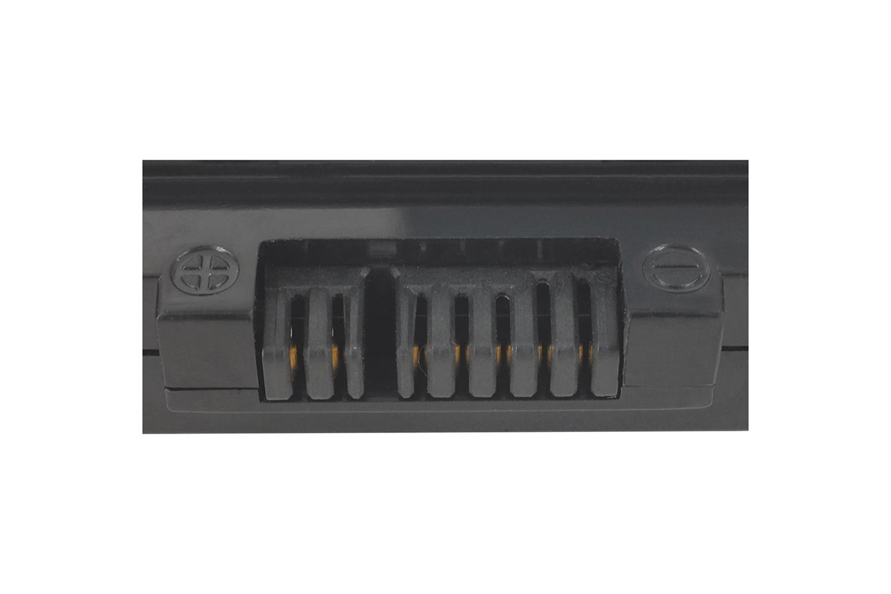 Nahaufnahme eines schwarzen Batteriesteckers mit goldfarbenen Kontakten.