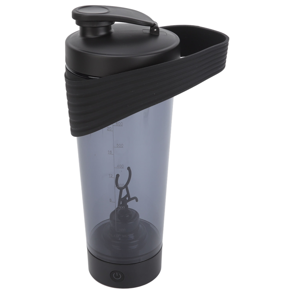 Schwarze und transparente Shaker-Flasche mit schwarzem Deckel und einem schwarzen Mixer im Inneren. Weißer Hintergrund.