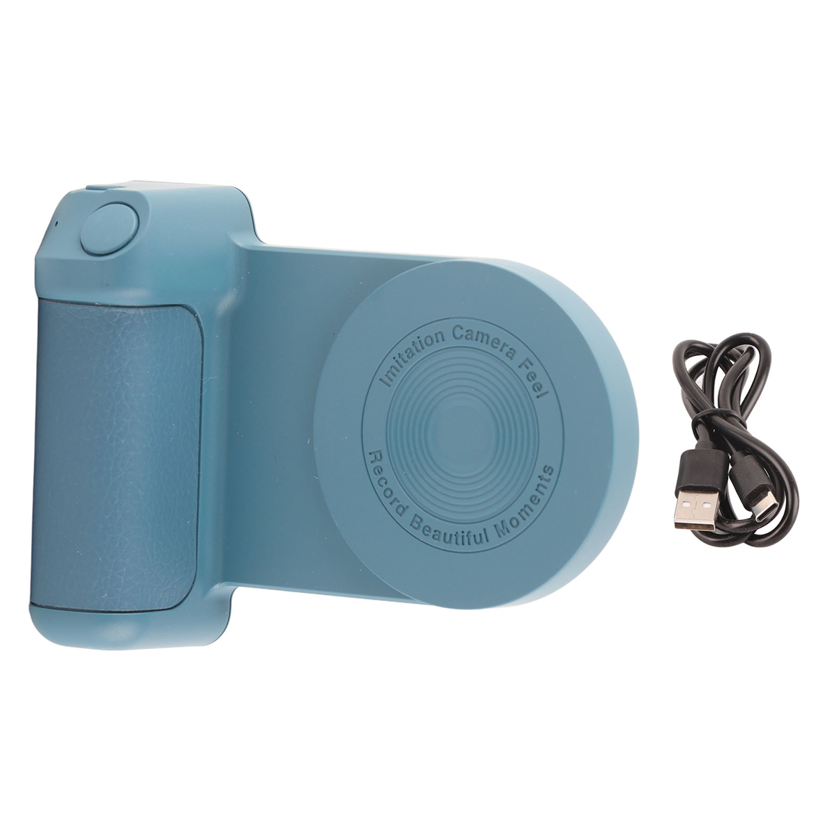 Blaue Kamera in Telefonform mit schwarzem USB-Kabel. Auf weißem Hintergrund.