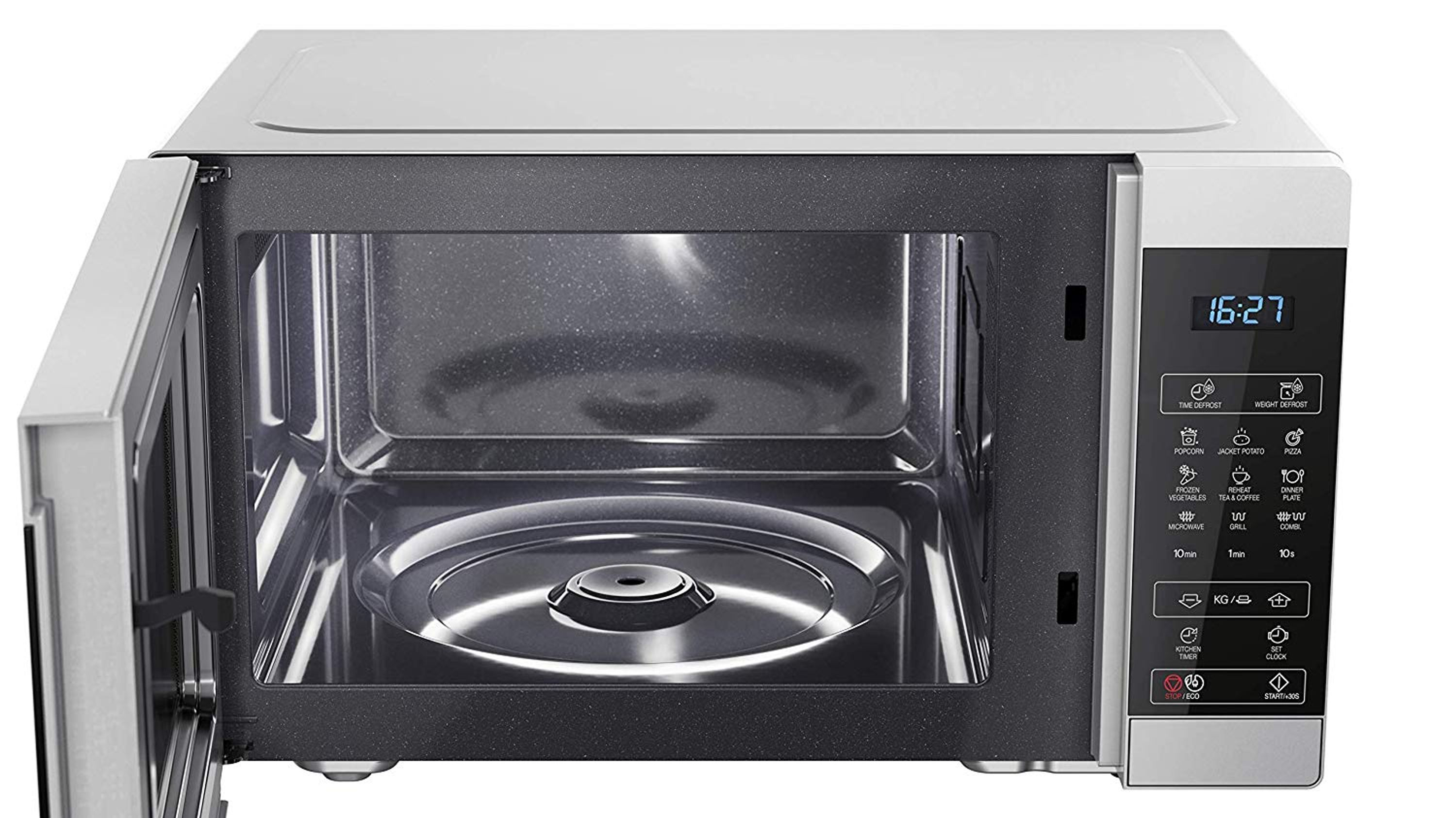 Un horno de microondas con la puerta abierta, que muestra el interior, incluyendo una placa giratoria.