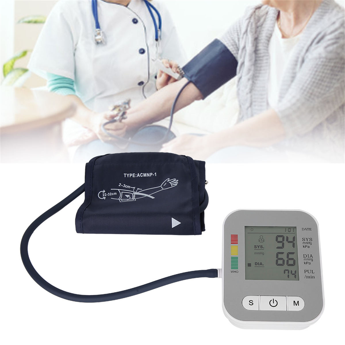 Ein Arzt misst den Blutdruck eines Patienten mit einem Monitor und einer Armmanschette.