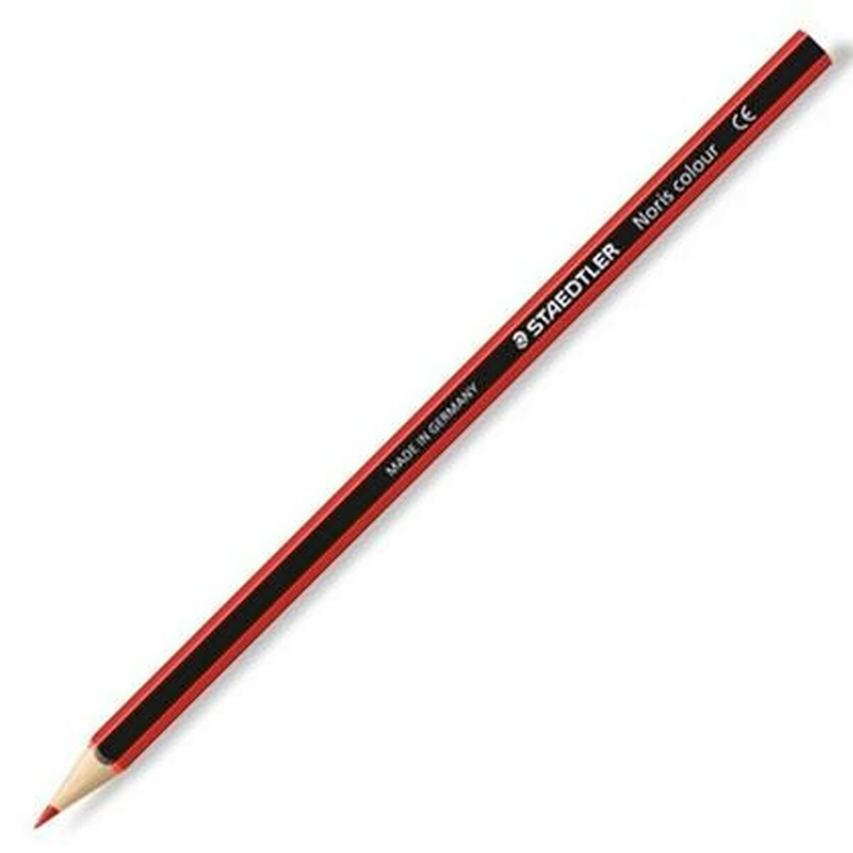 Ein rot-schwarzer STAEDTLER Noris-Buntstift auf weißem Untergrund.