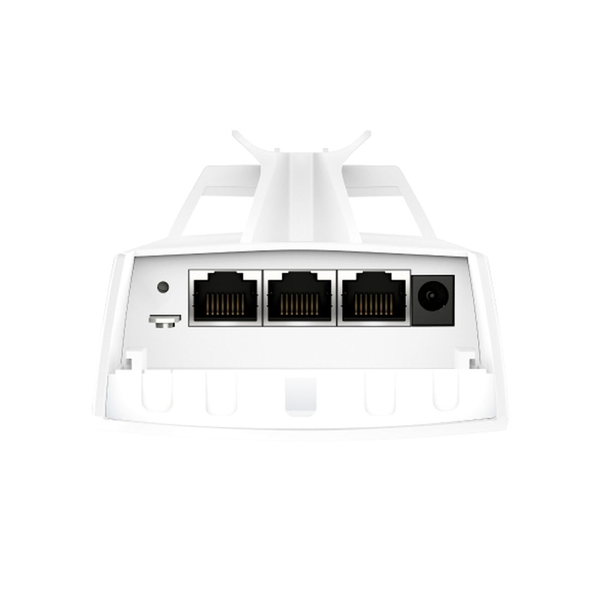 Router bianco, vista posteriore. Tre porte Ethernet, porta di alimentazione e altre porte. Sfondo bianco.