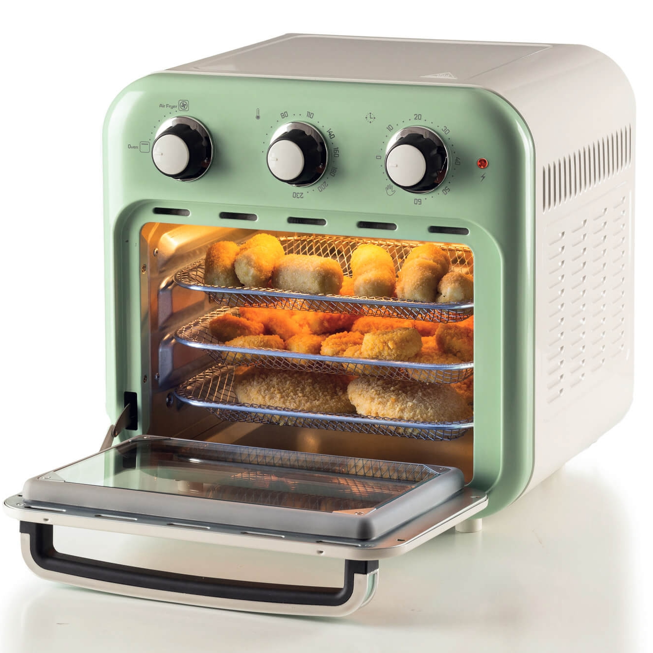 Frytownica powietrzna w stylu retro z jedzeniem w środku, otwarte drzwi.