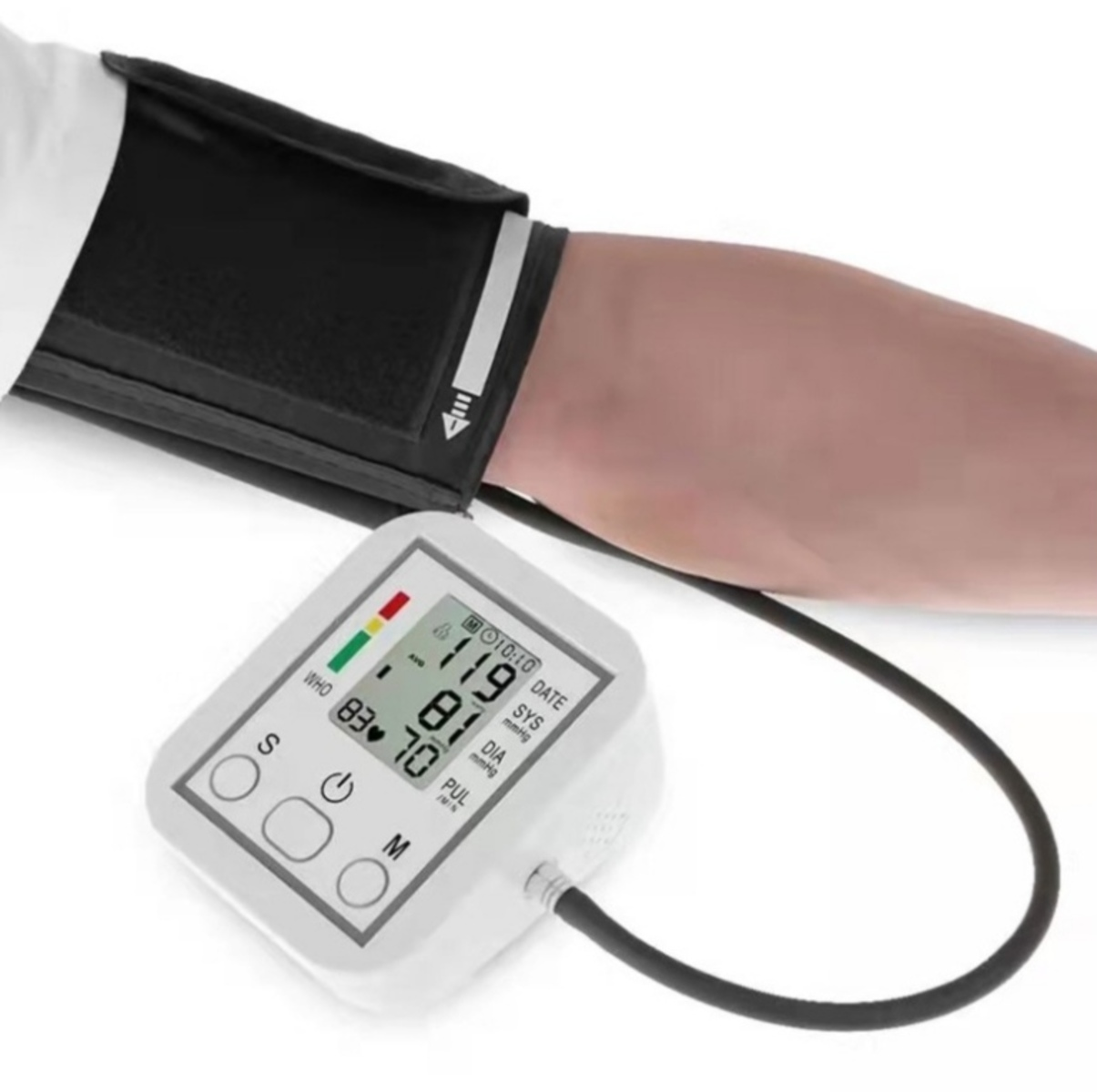 Monitor de presión arterial con brazalete y pantalla mostrando lecturas.