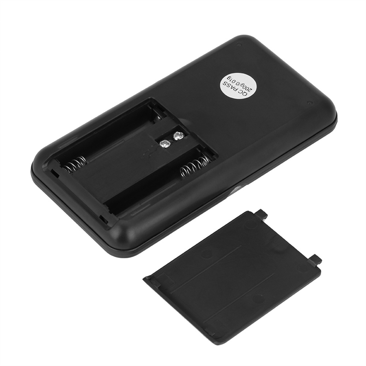Schwarzes Kunststoffgerät mit geöffnetem Batteriefach. Weißer Hintergrund.