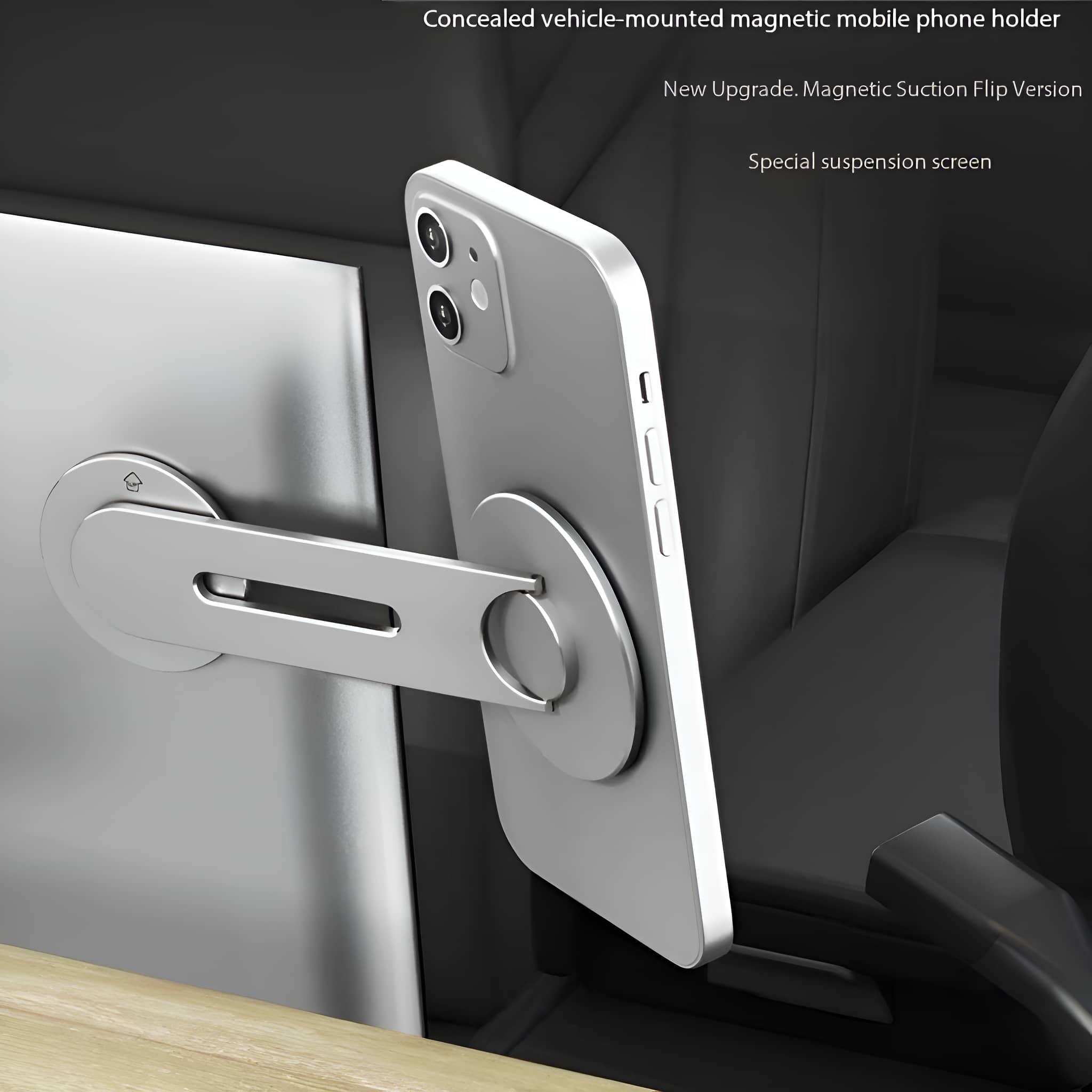 Silberner Telefonhalter mit angebrachtem Telefon. Autointerieur im Hintergrund.
