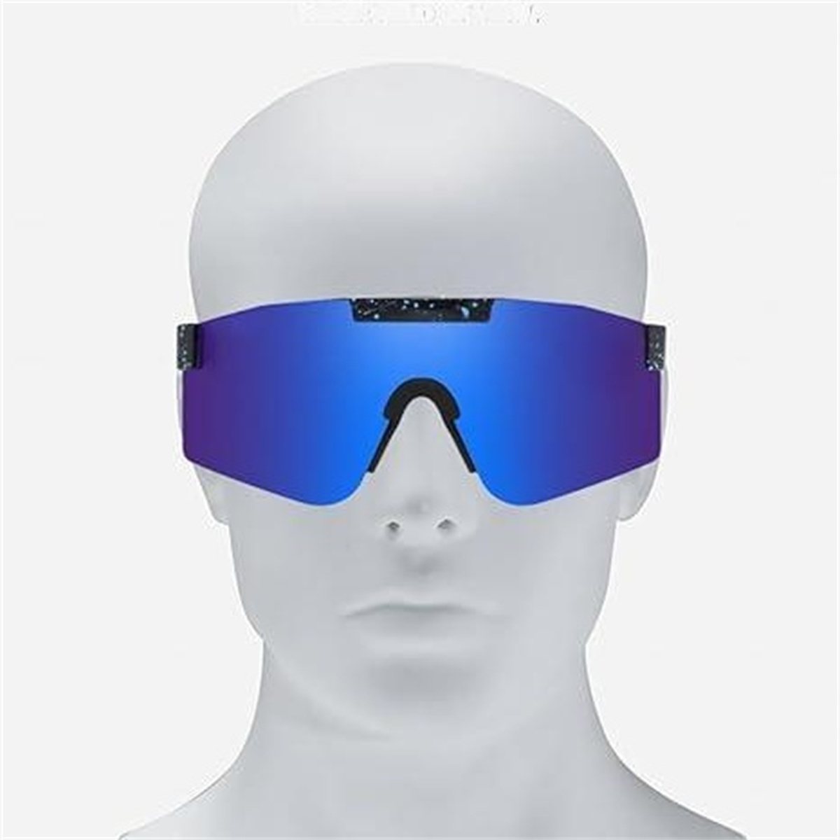 Eine Schaufensterpuppe mit blauer Sonnenbrille und schwarzem Nasensteg.